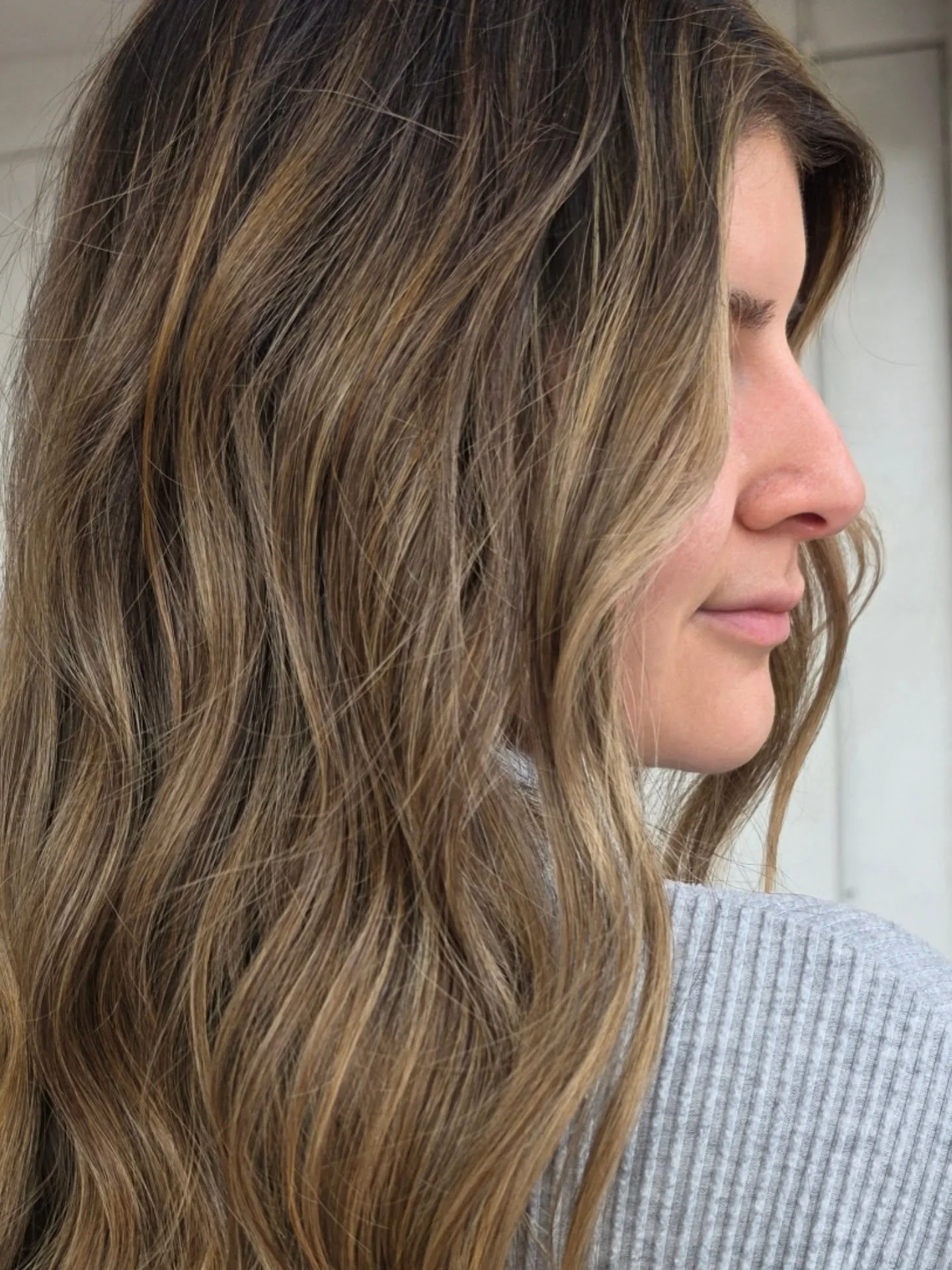 It all started with one simple conversation... &amp; if you like this look, ask for cool caramel or save this post to show me at your consultation ✨️

Not sure how to book? Book your complimentary consultation with me in the link of my bio. I can't w