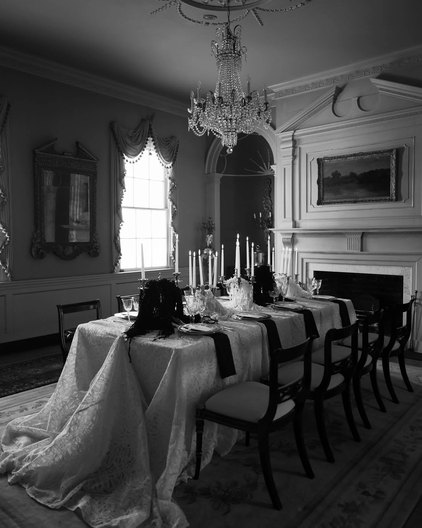 Creative Team:
Planning/Design/Producer: Aprill Gordon
@Tulleandtinsel_Events
Fashion Stylist/Creative Director: Kati Kons @portraitofabrideonfire
Stylist Assistant: Olivia Cantrell @ocantrell_
Photography: Jasmine Kerbel, @jasminekerbel
Lighting Ass