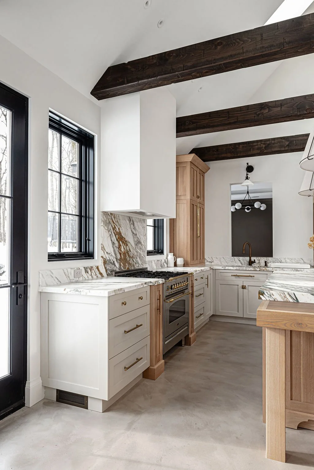 HBeearchitectureReachKitchen-20.jpg