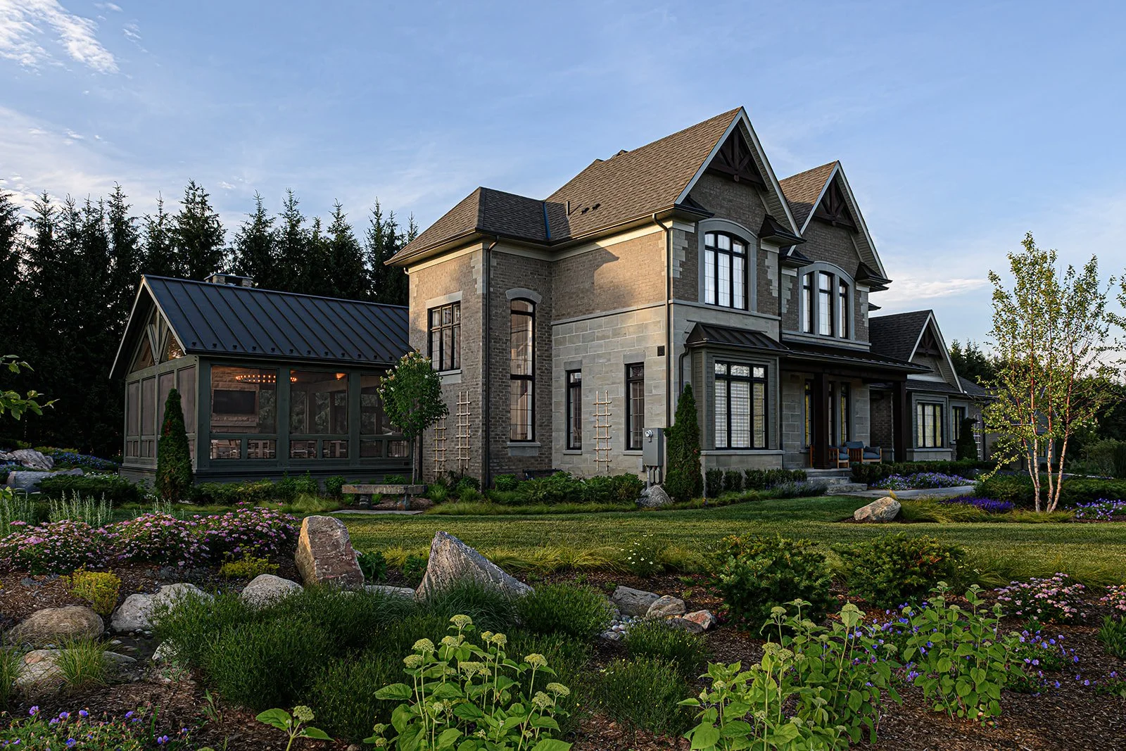 HBee Architecture  Newton Reed Twilight-38.jpg