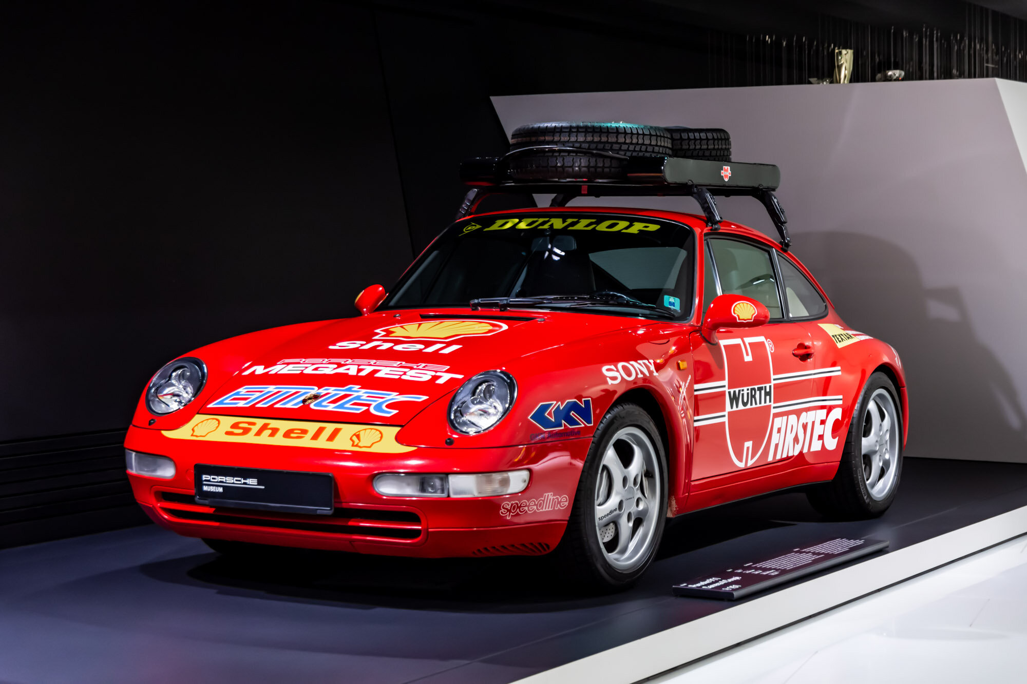 Porsche Museum Stuttgart (235).jpg