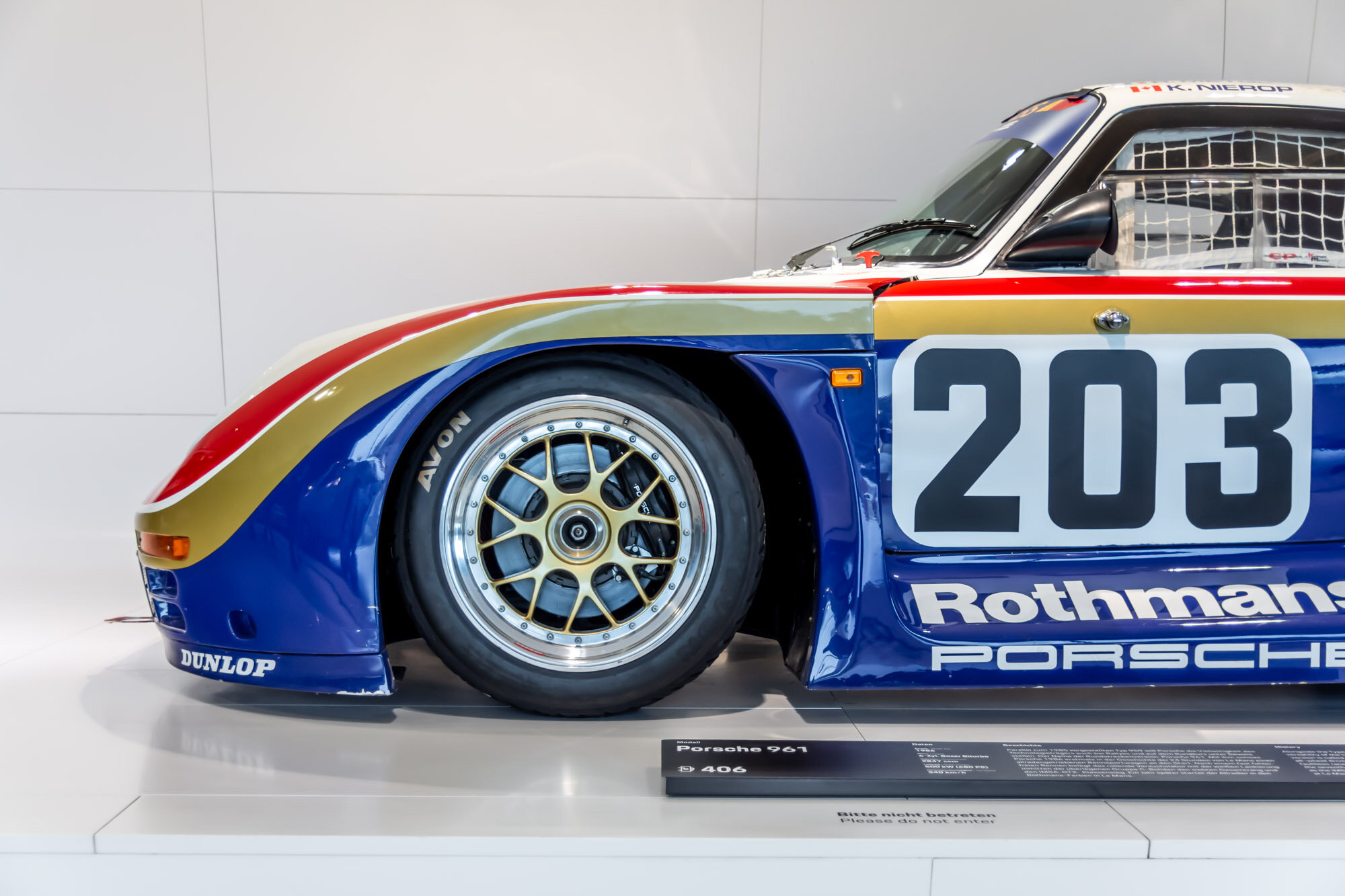 Porsche Museum Stuttgart (218).jpg