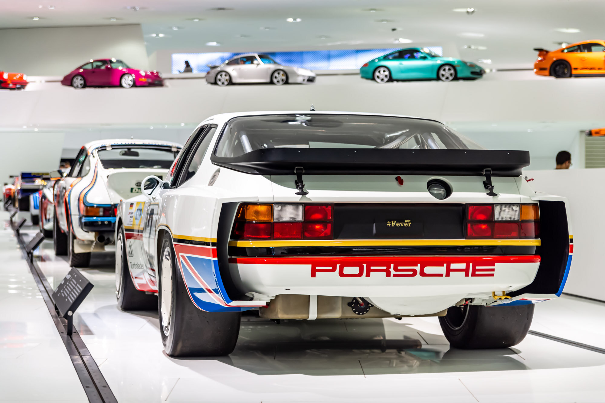 Porsche Museum Stuttgart (202).jpg