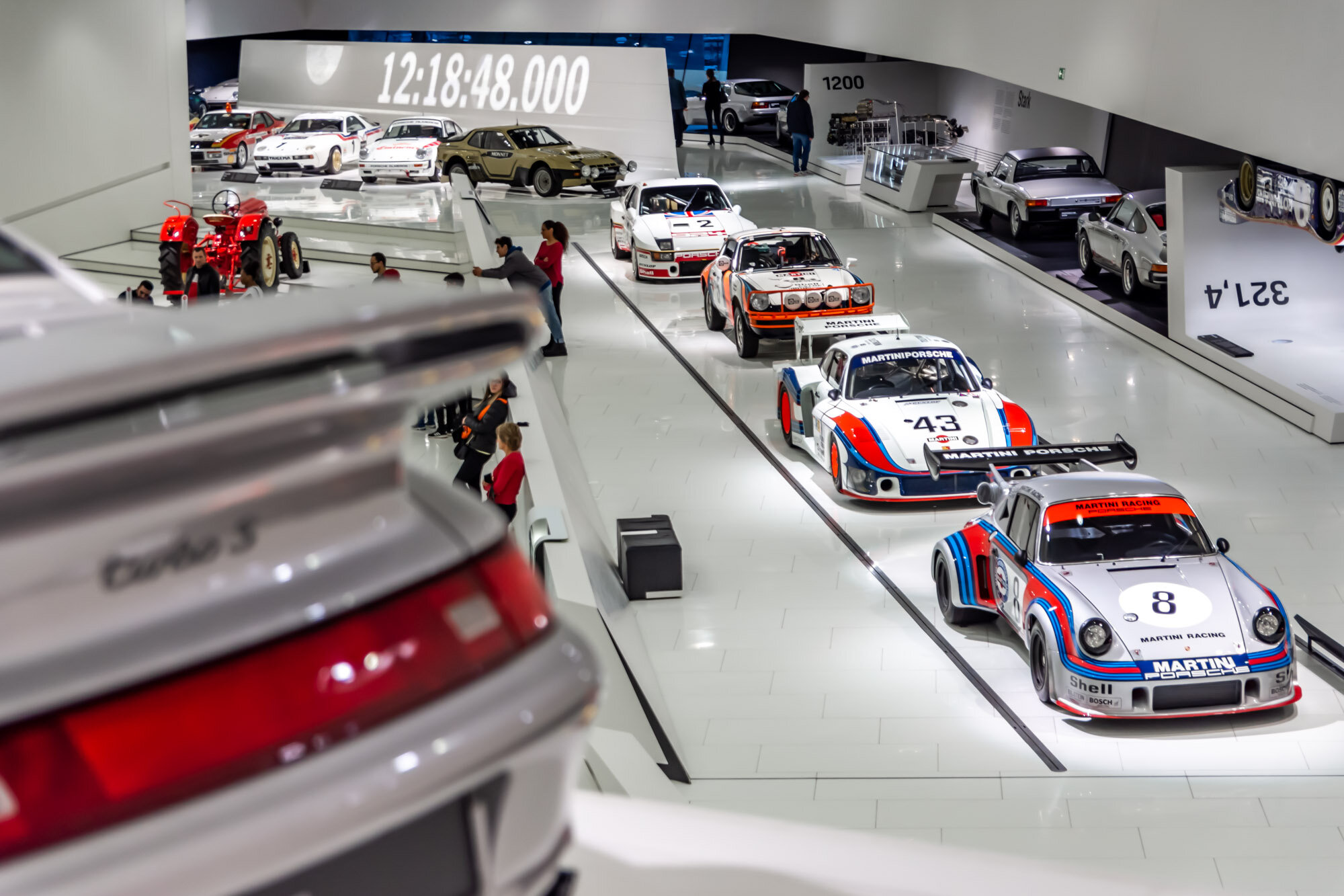 Porsche Museum Stuttgart (281).jpg