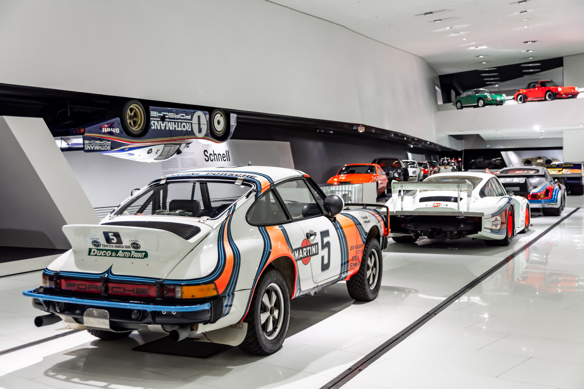 Porsche Museum Stuttgart (302).jpg
