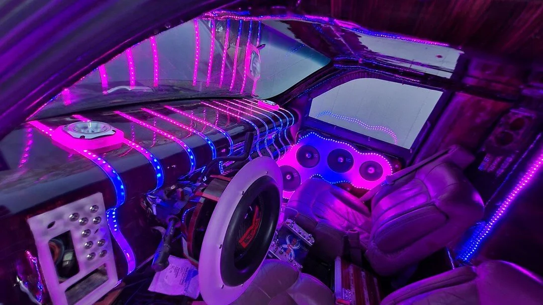 When Fabrication skills are over the top!! , A Amazing Install with DC Audio Products!!

#dcaudio #dcsoundlab #custom #kastfabs