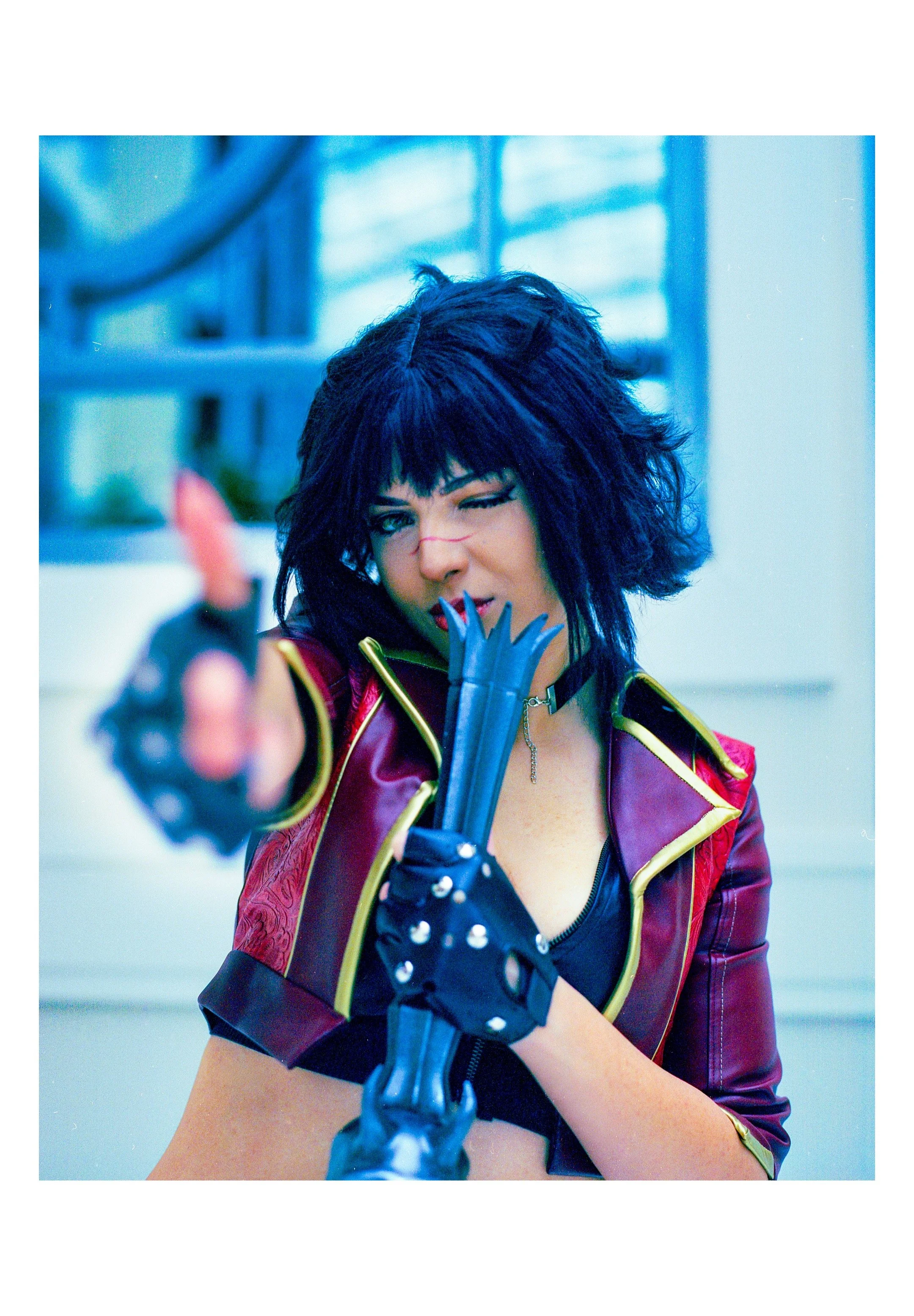 DMC Dante and Lady IG-35.jpeg