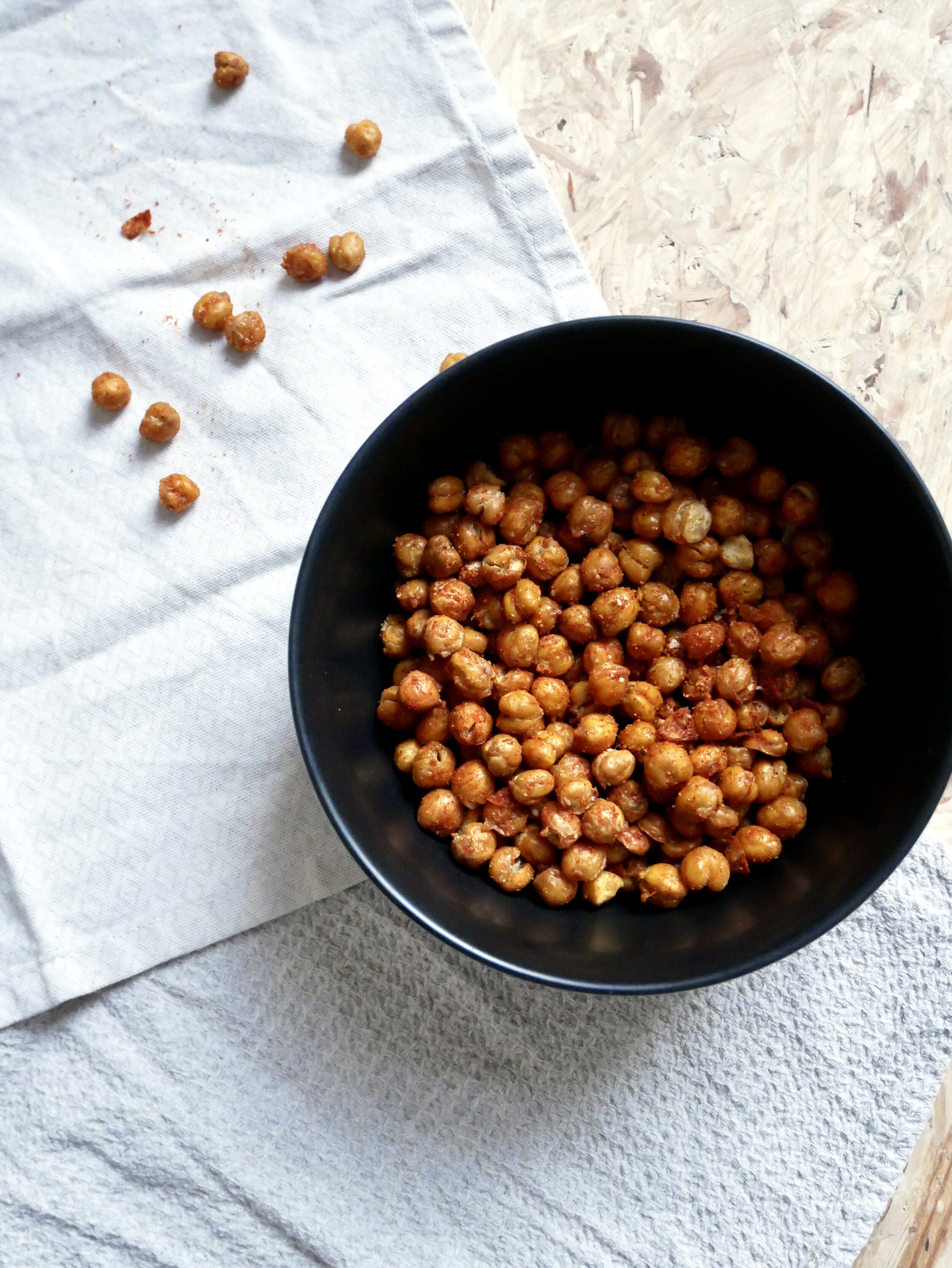 Crispy Roasted Savory Chickpeas (vegan)