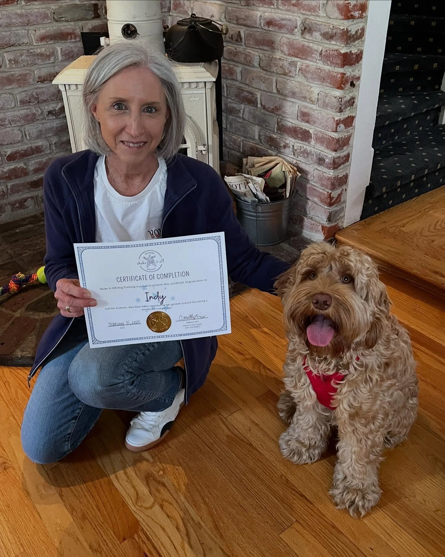Whoop whoop! Happy graduation to these guys! I'm so proud of the way this pup has blossomed with the support of her compassionate family. A real life example of the power of looking at the world from a dog's perspective. 💗

Show some love in the com