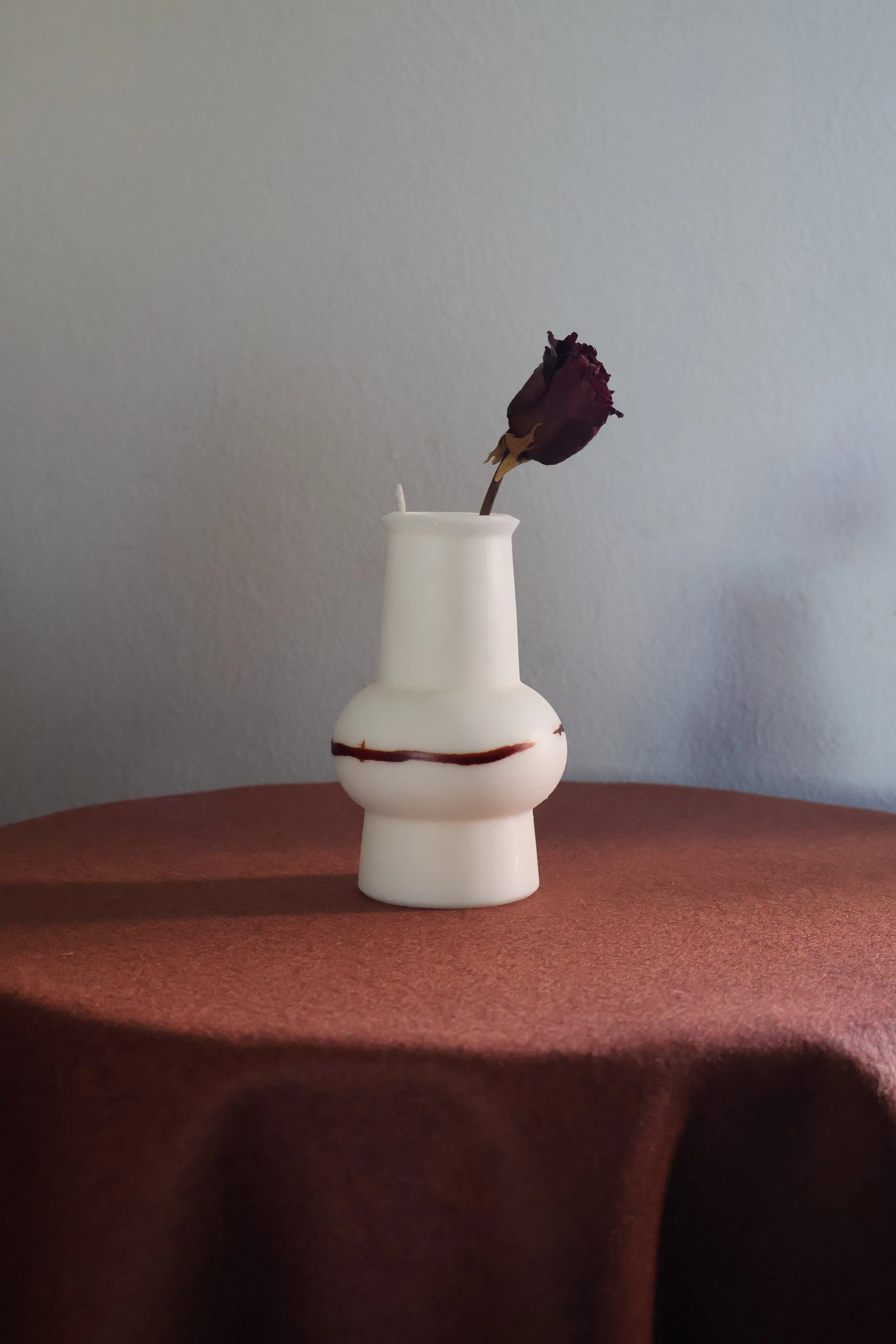 Epoche Studio_Timeline Candle Vessel_Epoche Studio_01.jpg