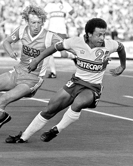 RBC JCC Sports Dinner 2026 Jack Diamond Award Recipient Carl Valentine - retro action photo