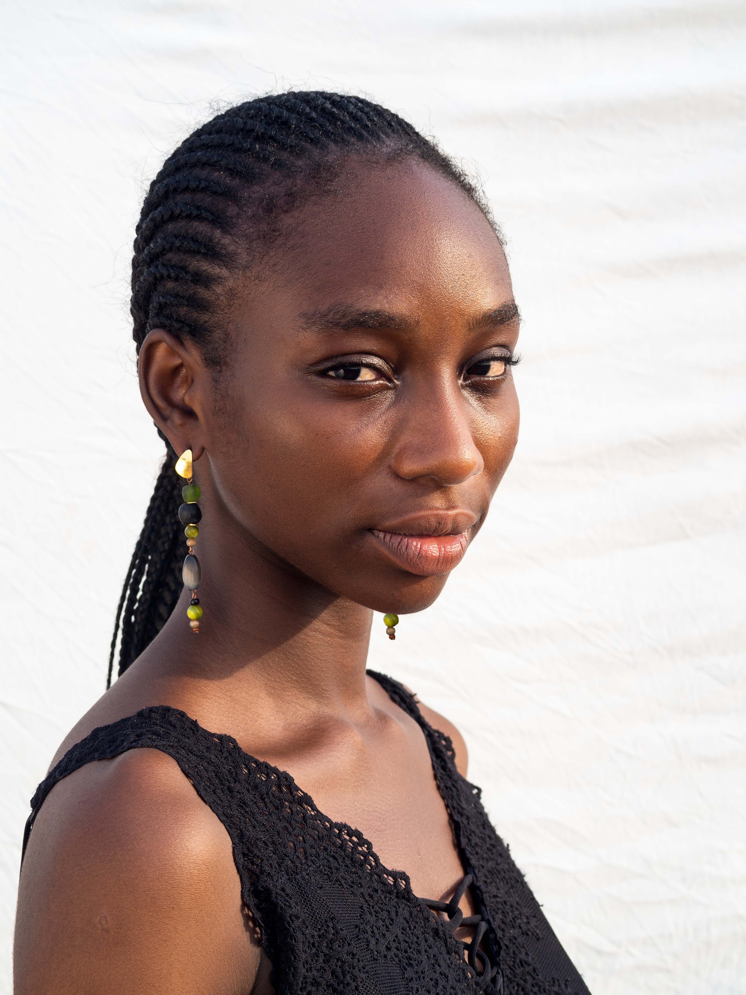 aketekete-handcrafted-jewelry-ghana-glass-recycled-beads-kwae-earrings-made-in-ghana
