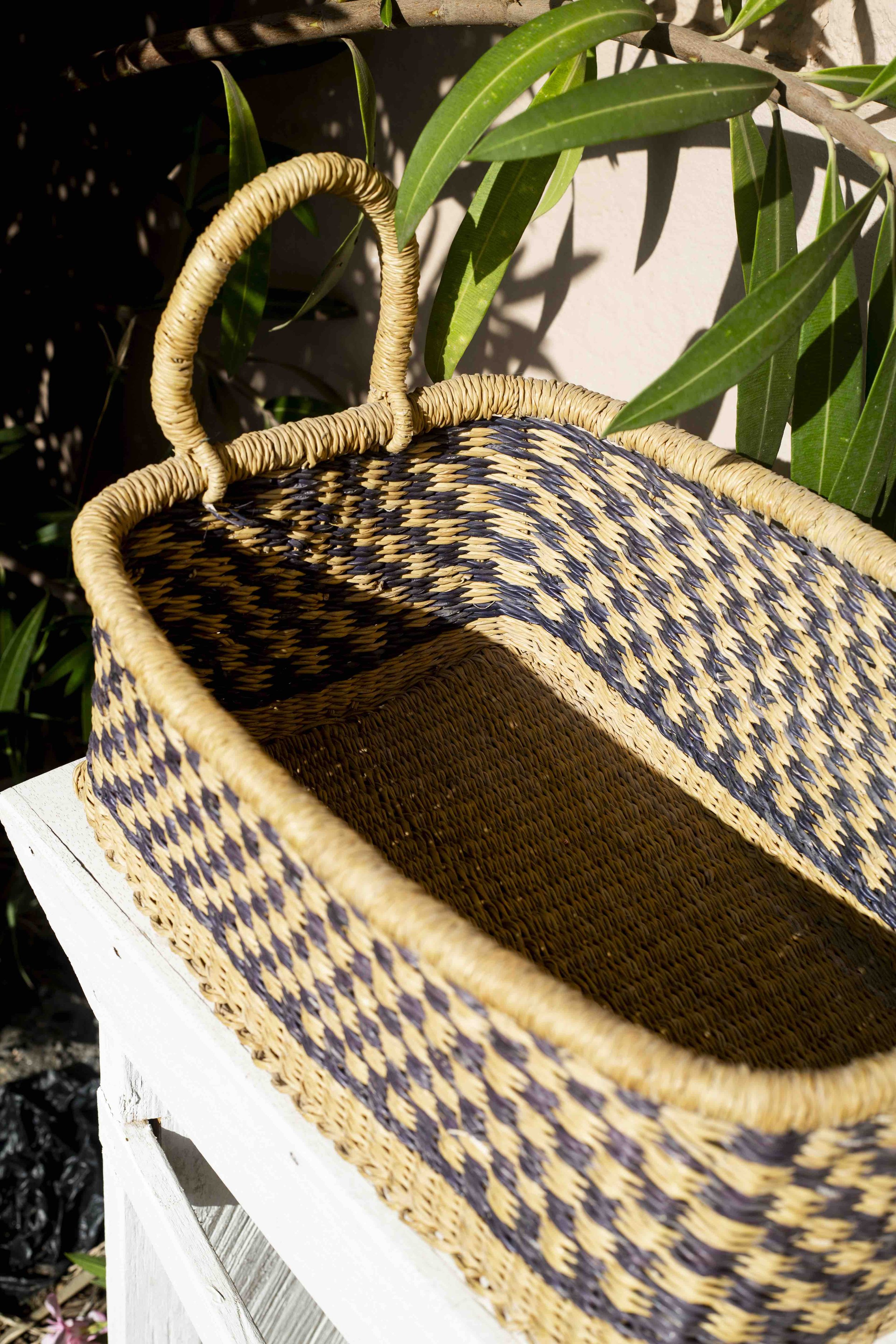 aketekete-bolga-woven-storage-basketry-aboo-basket-check-check-made-in-ghana