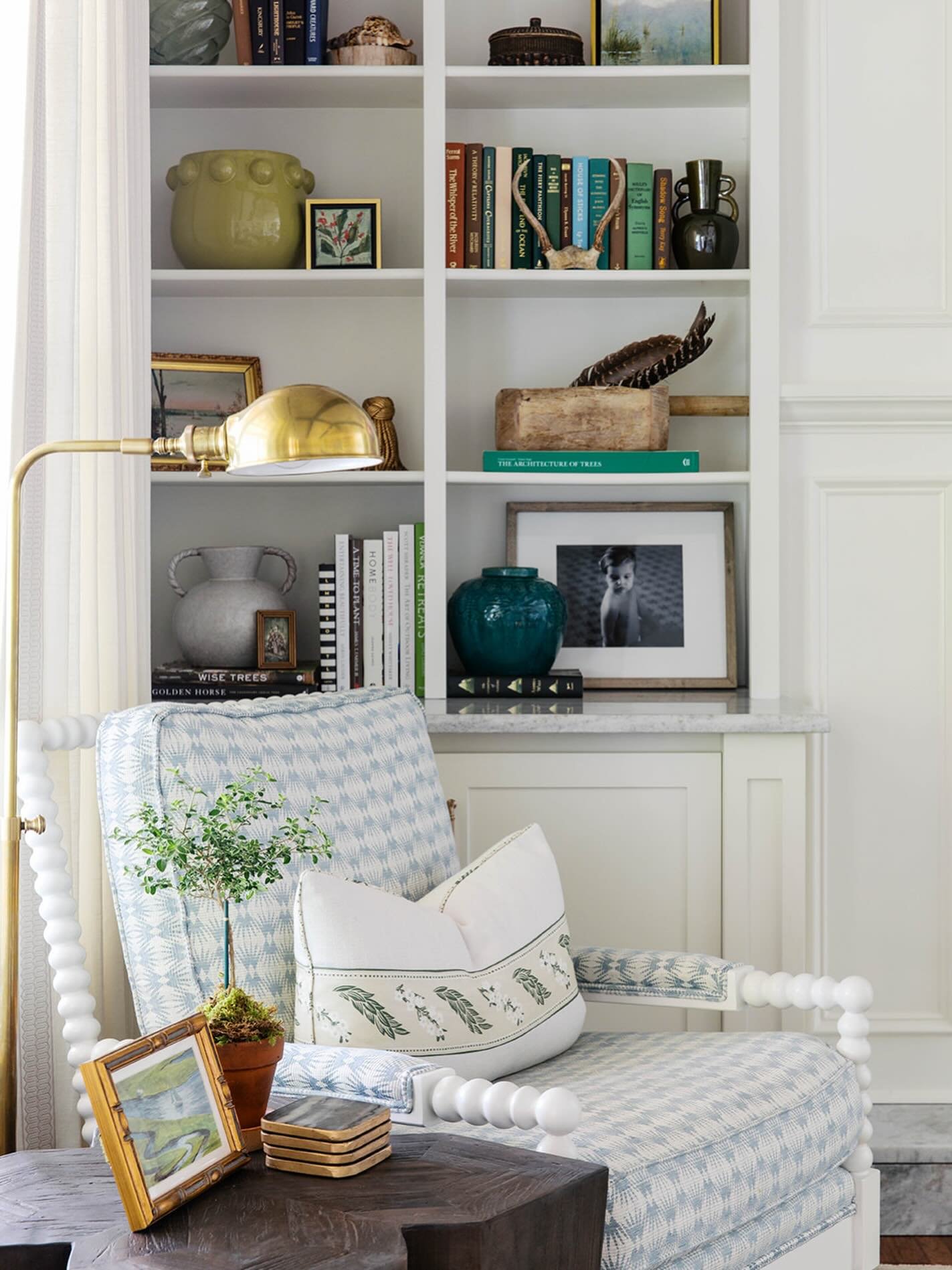 Love a good cozy corner in a living room - and this one from our Havana project feels so calm &amp; inviting.