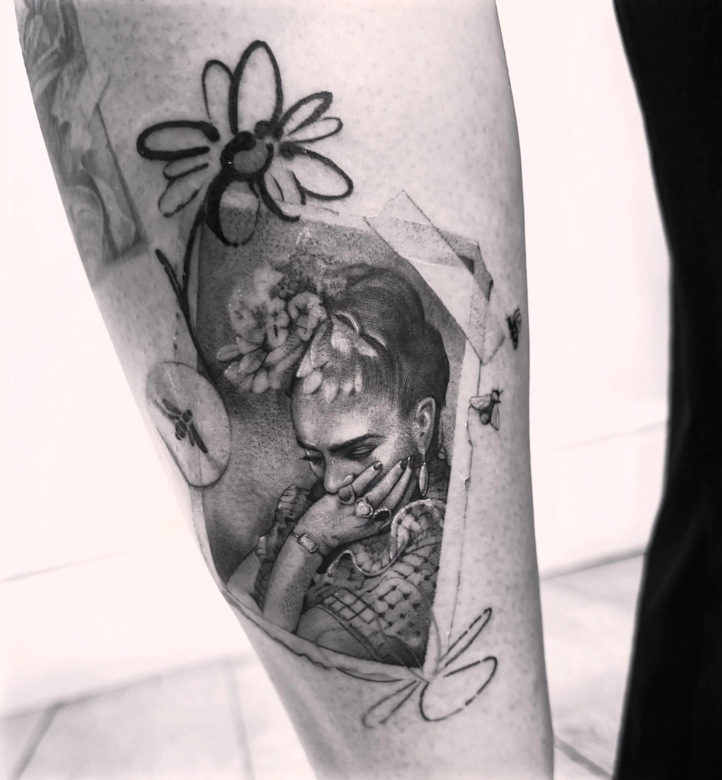 Recent work by Kate - @kate.ryot

[[Kate&rsquo;s diary is currently closed]]

#realism #blackandgreytattoo #blackandgreyrealism #pantheraink #femaletattooartist