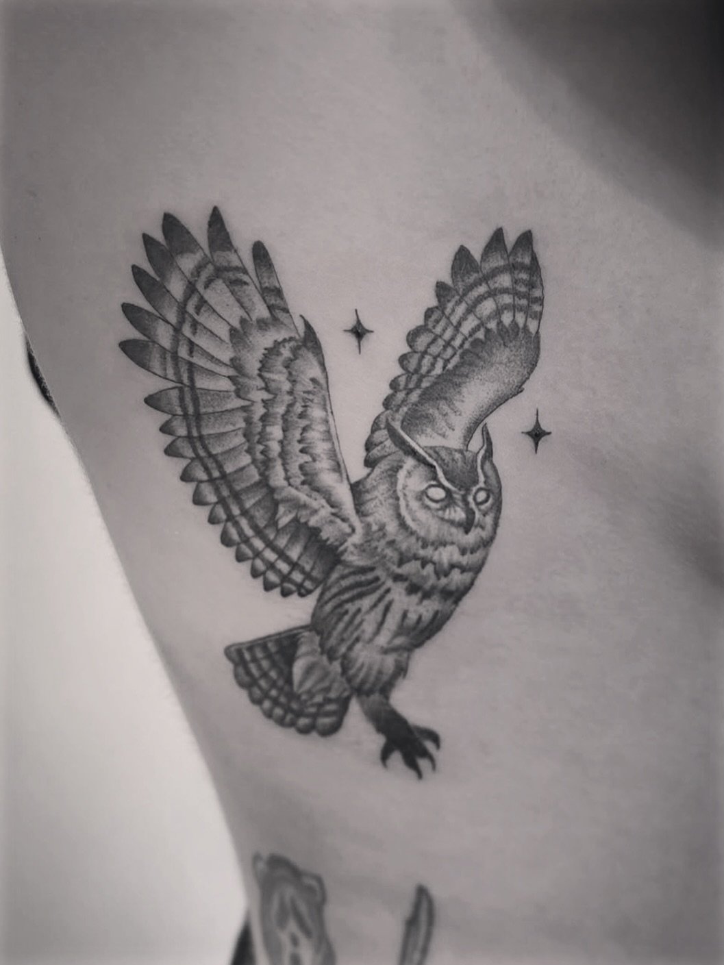Recent work by Ell - @ells_ryot 

Message Ell directly to get booked in her diary ⚡️

#blackandgreytattoo #realismtattoo #floraltattoo #mandalatattoo #femaletattooartist