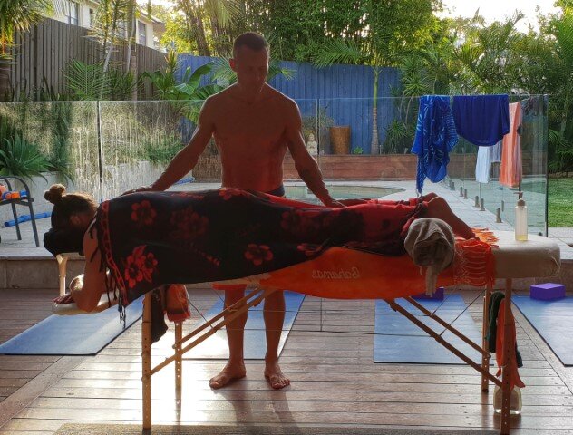 Intuitive Balinese with Hot Stones Massage with Zen Max