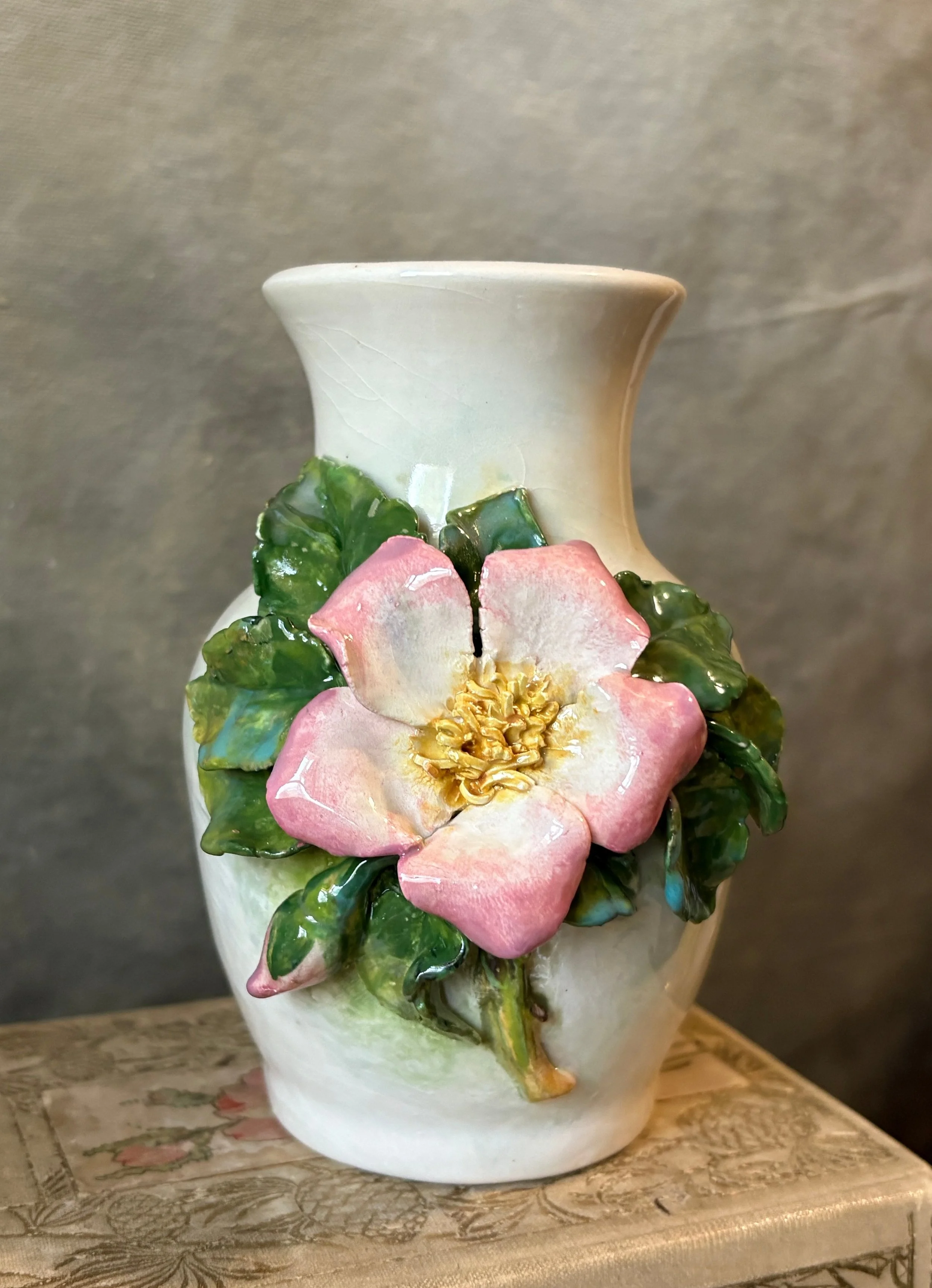 Pink Wild Rose Vase N. 10.jpg