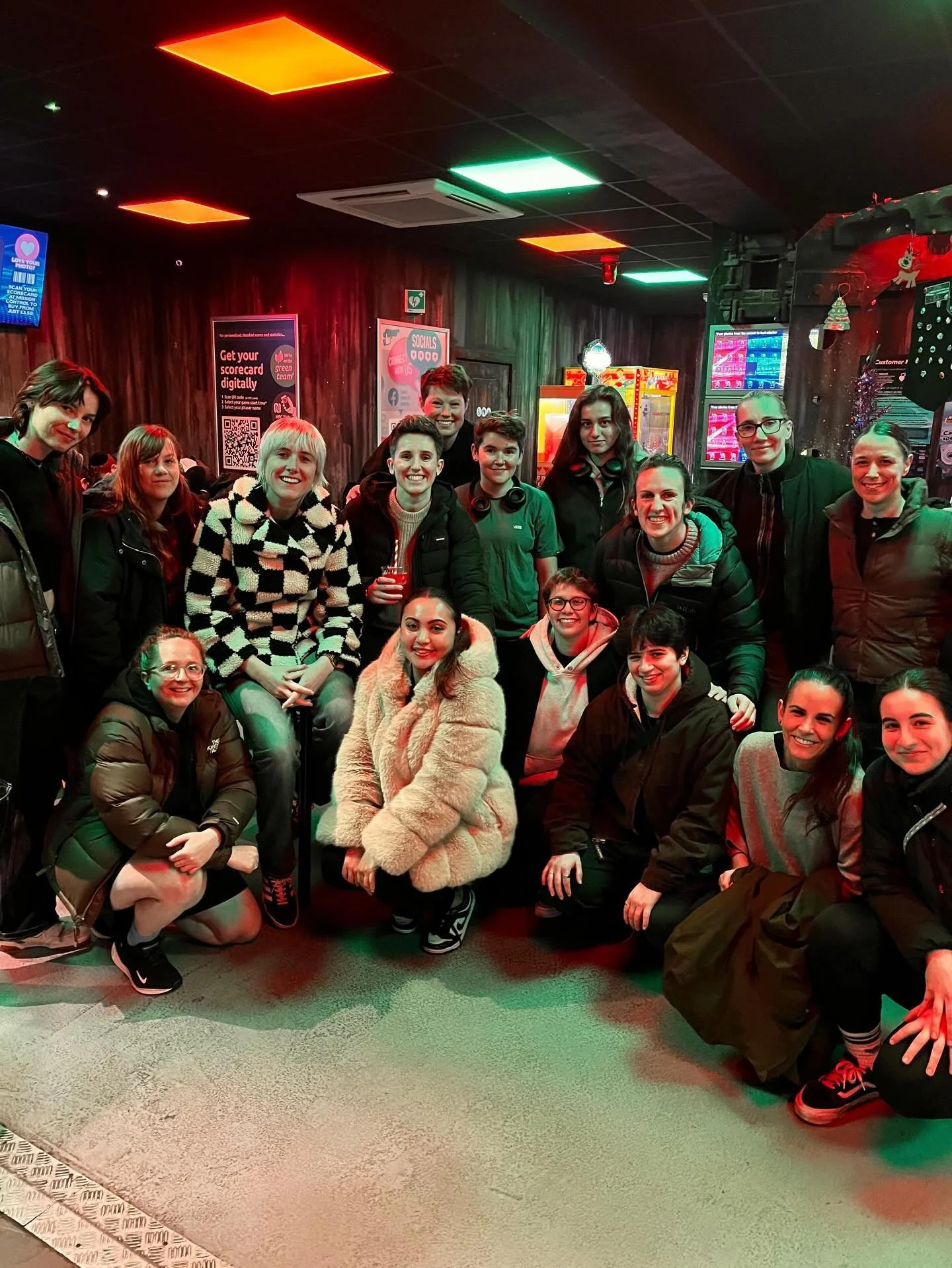 🔫🥷 Seagals x @laserzonebrighton 🥷🔫

Pew pew pewwww! Thanks to laser quest queen @leonaasgarpour for arranging our league team social this week. There&rsquo;s nothing quite like spending an hour of silliness in a UV room, squealing like an excited