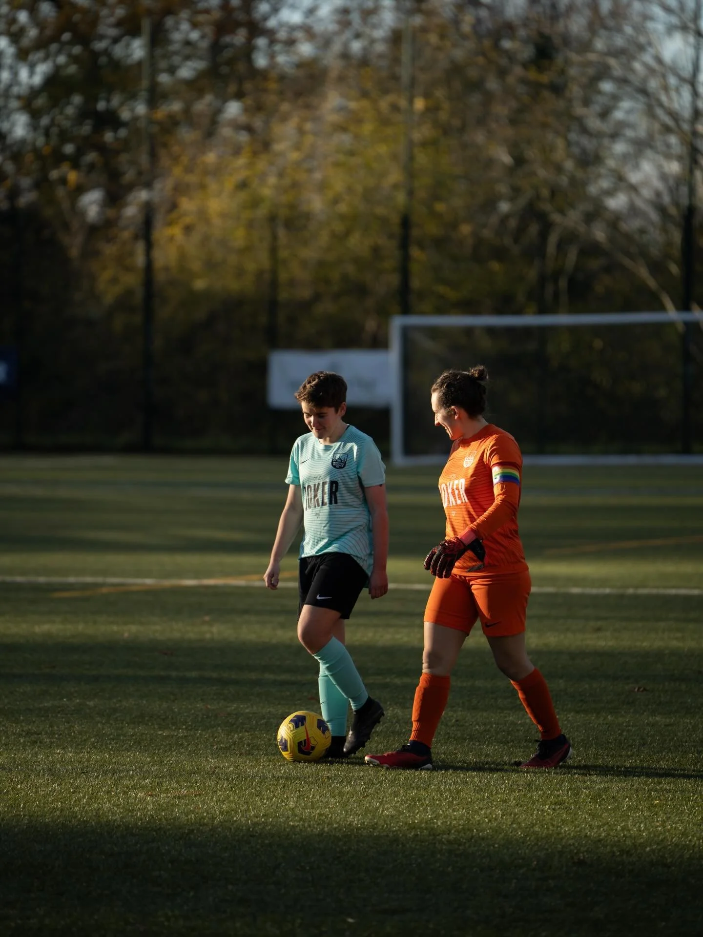 League football in the winter sun hits different 🍁☀️
Come and support - 2026 fixtures link in bio 🔗

📷 @bx_creative_