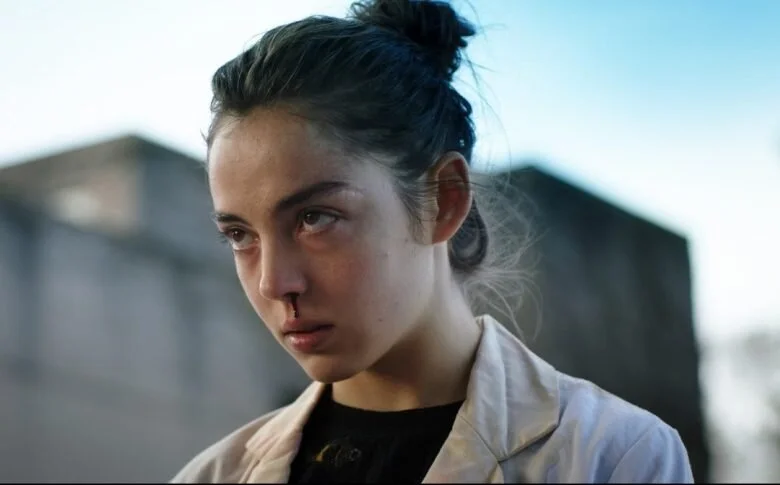 [Editorial] Raw: Abandoning Social Ideologies Through Embracing Female Eroticism