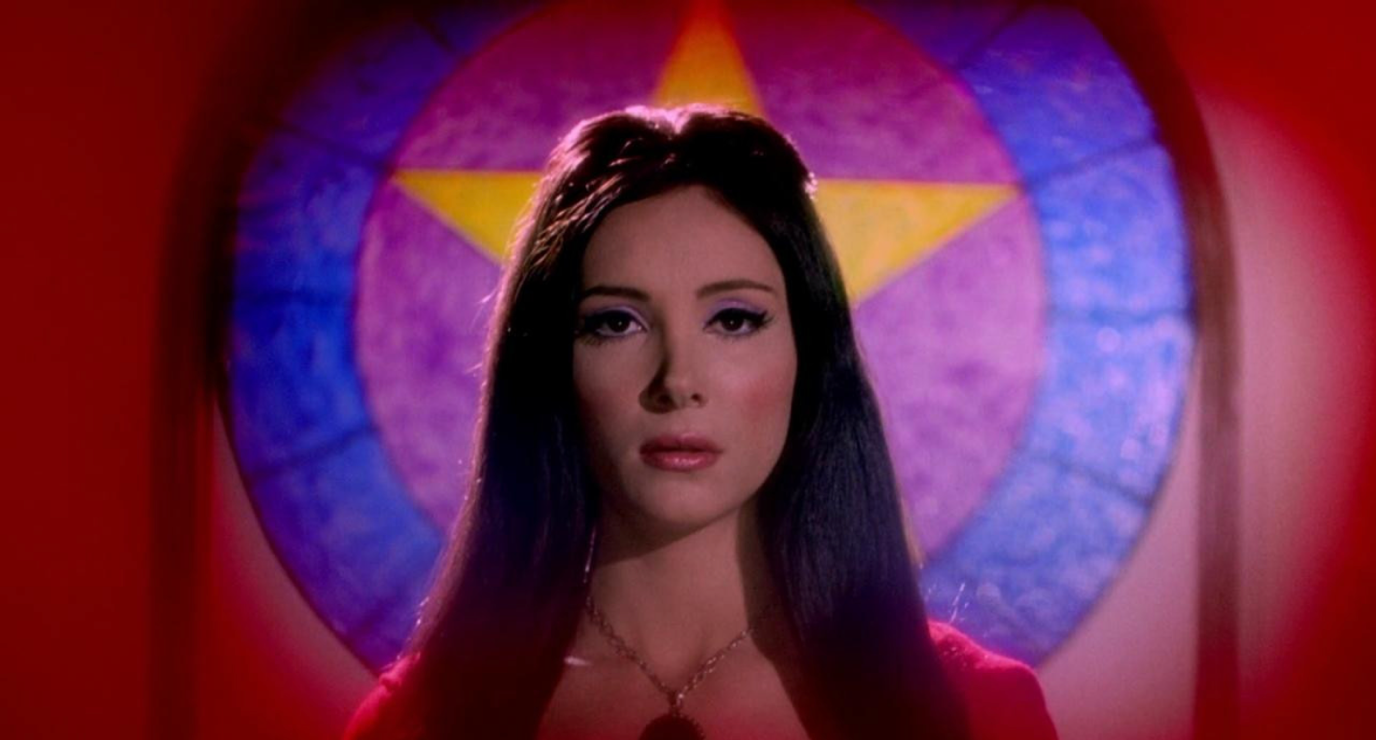 [Editorial] The Love Witch: A Horrific Exploration about the Mental Repercussions of Abusive Relationships