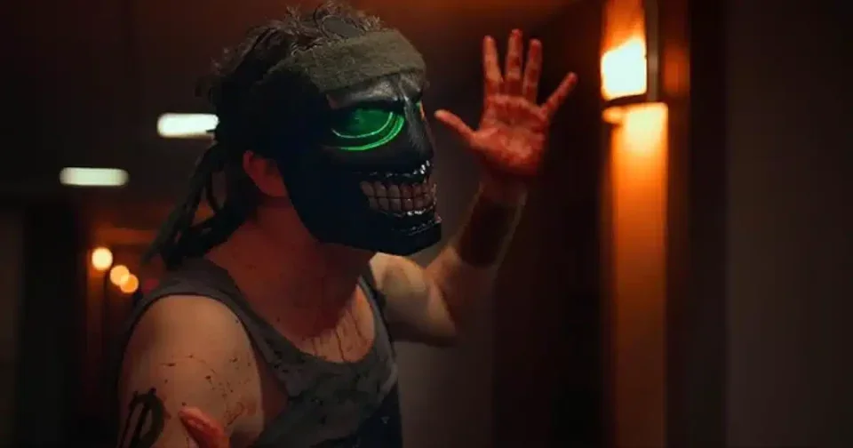 Masked killer in Stream (2024) review