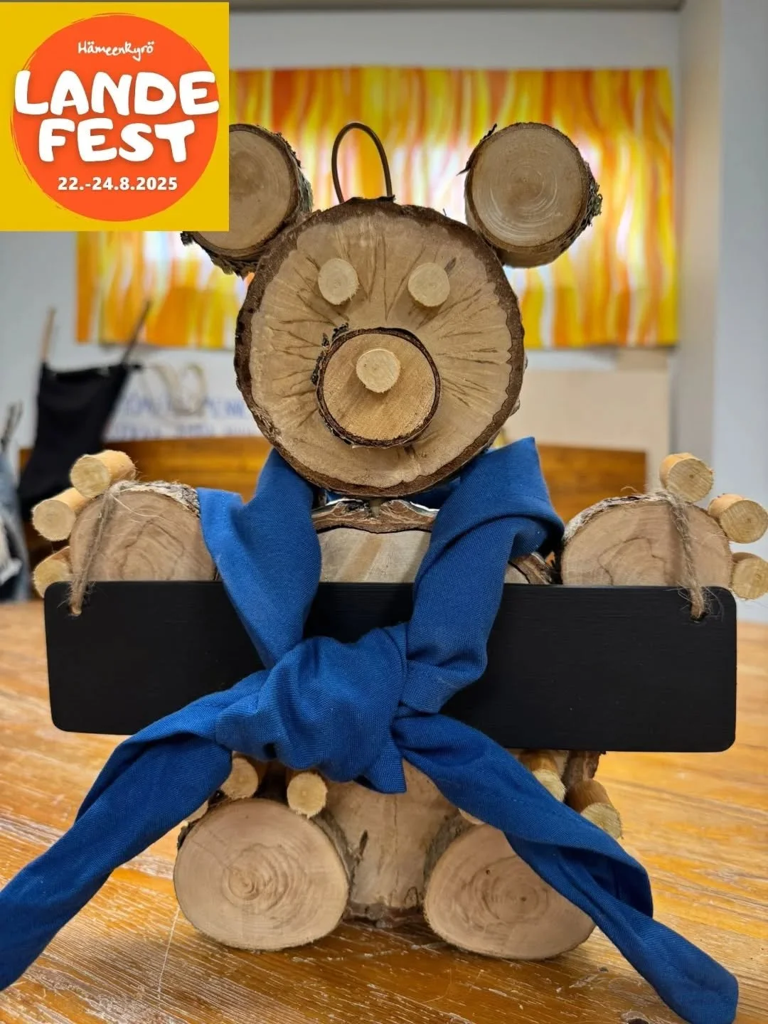 LANDEFEST
Partiolippukunta H&auml;meenkyr&ouml;n H&auml;ll&auml;py&ouml;rien avoimet ovet Kololla la 23.8. klo 10-13 Valtakatu 36 (k&auml;ynti pihan puolelta)
Tervetuloa!