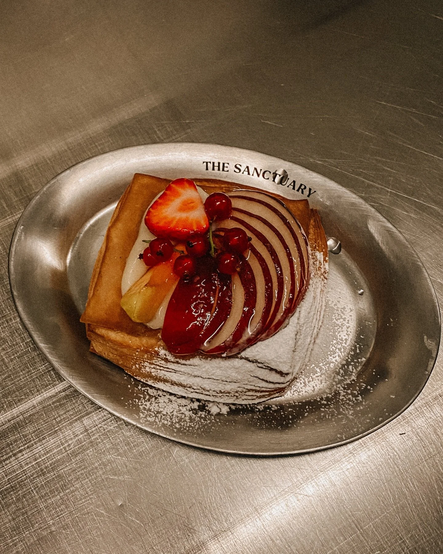 Danese Tutti Frutti w/ Vanilla Custard 🍑🍒🍓

#thesanctuaryberlin#thesanctuaryveganbakery#thesanctuarybakery#thesanctuary#veganberlin#berlinvegan#vegan#vegana#veganbakery#veganfood#vegantraveltips#veganlife#vegansofig#veganfoodshare#veganism#veganfo