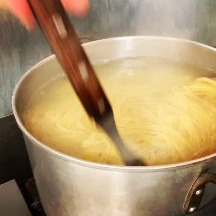 Did you know that  we make everything fresh at Rubino&rsquo;s including our delicious pasta, meatballs and meat sauce? Well now you do! Give us a call tonight to order pizza or some of our delicious pasta. 
.
.
.
#localbusiness #supportsmallbusiness 