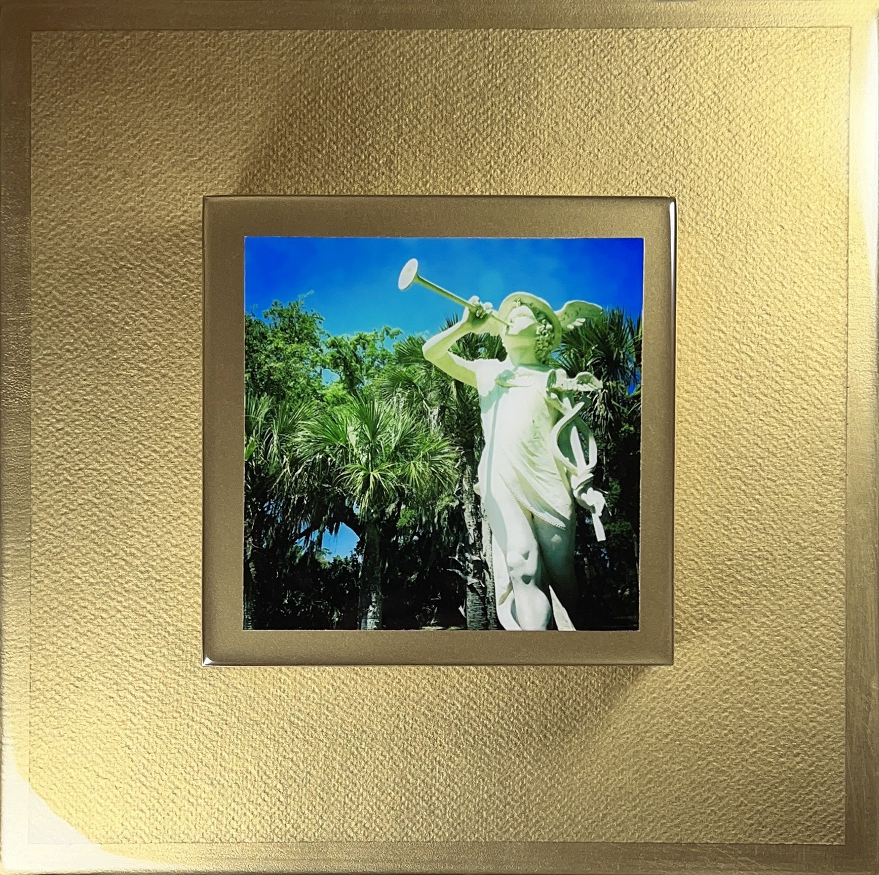 Celebrating Location Gallery with 'Golden Gilded'