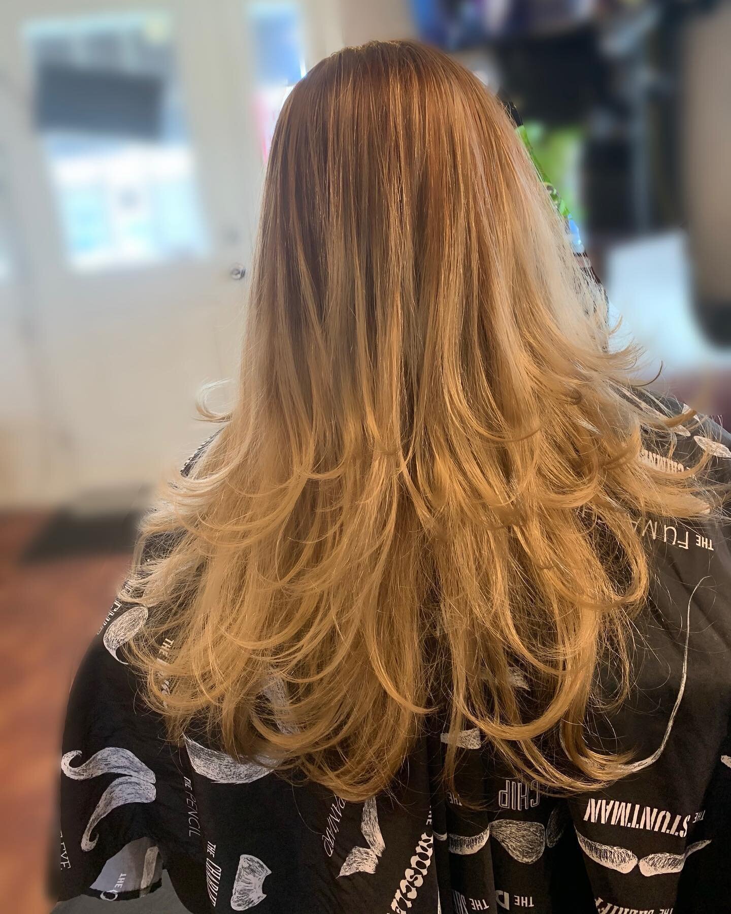 We invite  you to book your next appointment with us. 💇&zwj;♀️