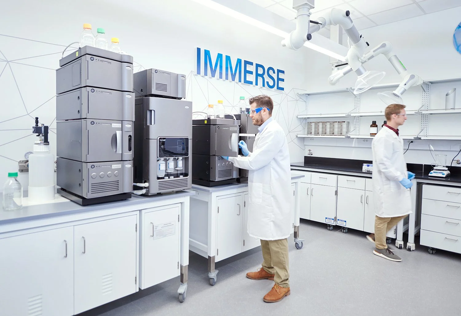 lifestyle-science-lab-branding-photography.jpg