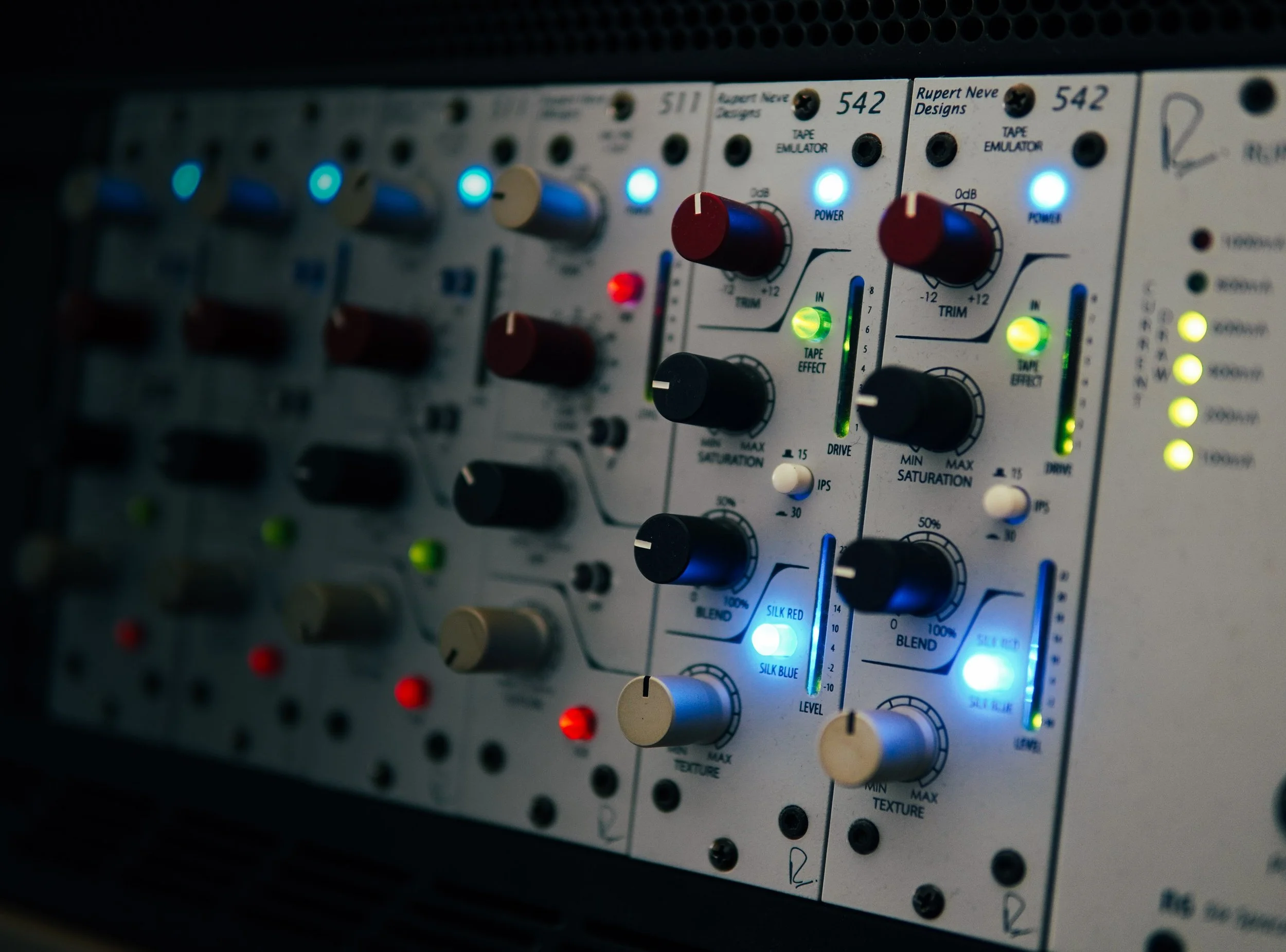 542 Tape Emulator (500 Series) — Rupert Neve Designs
