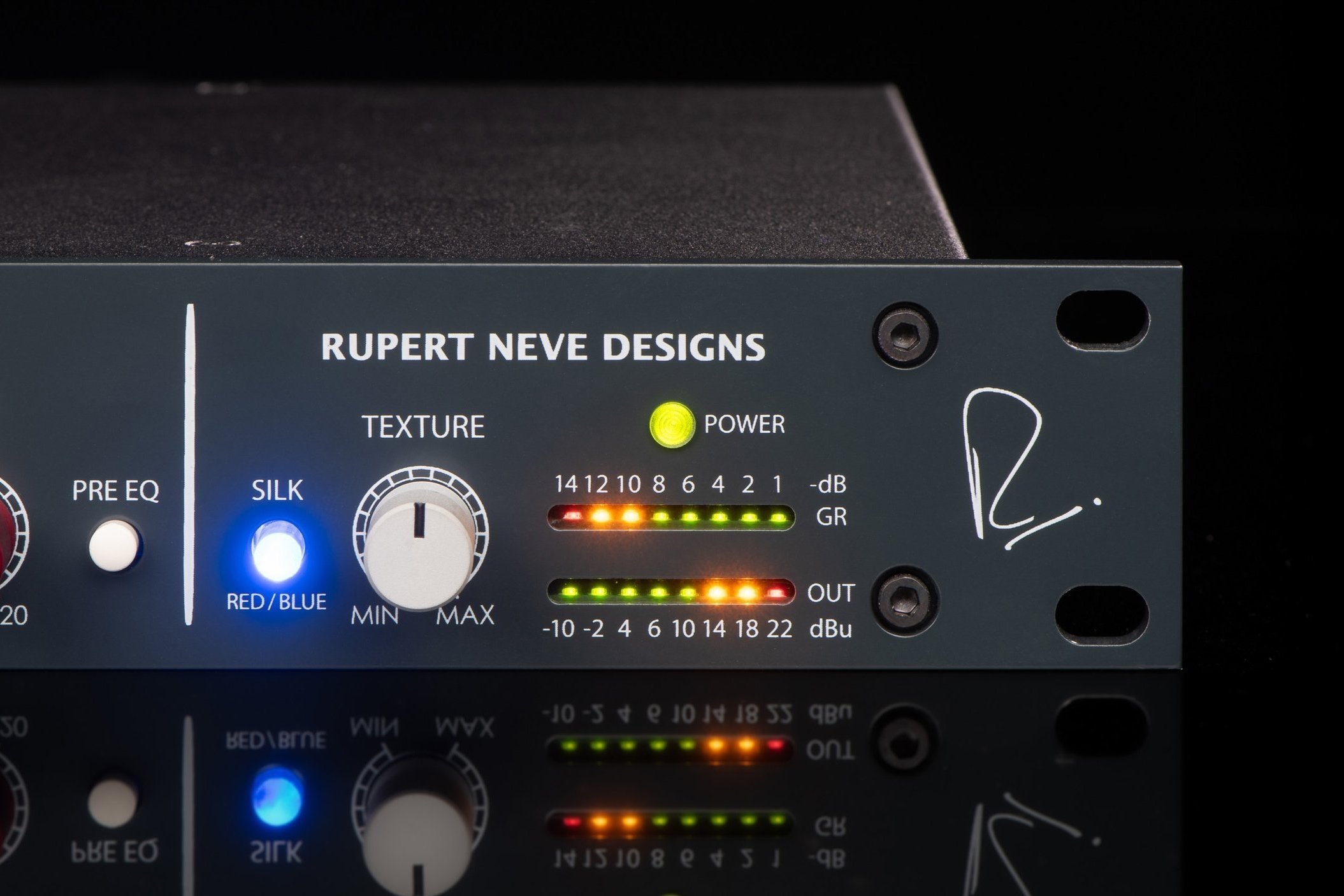 Newton vs. Shelford: What's the Difference? — Rupert Neve Newton vs. Shelford: What's the Difference? — Rupert Neve