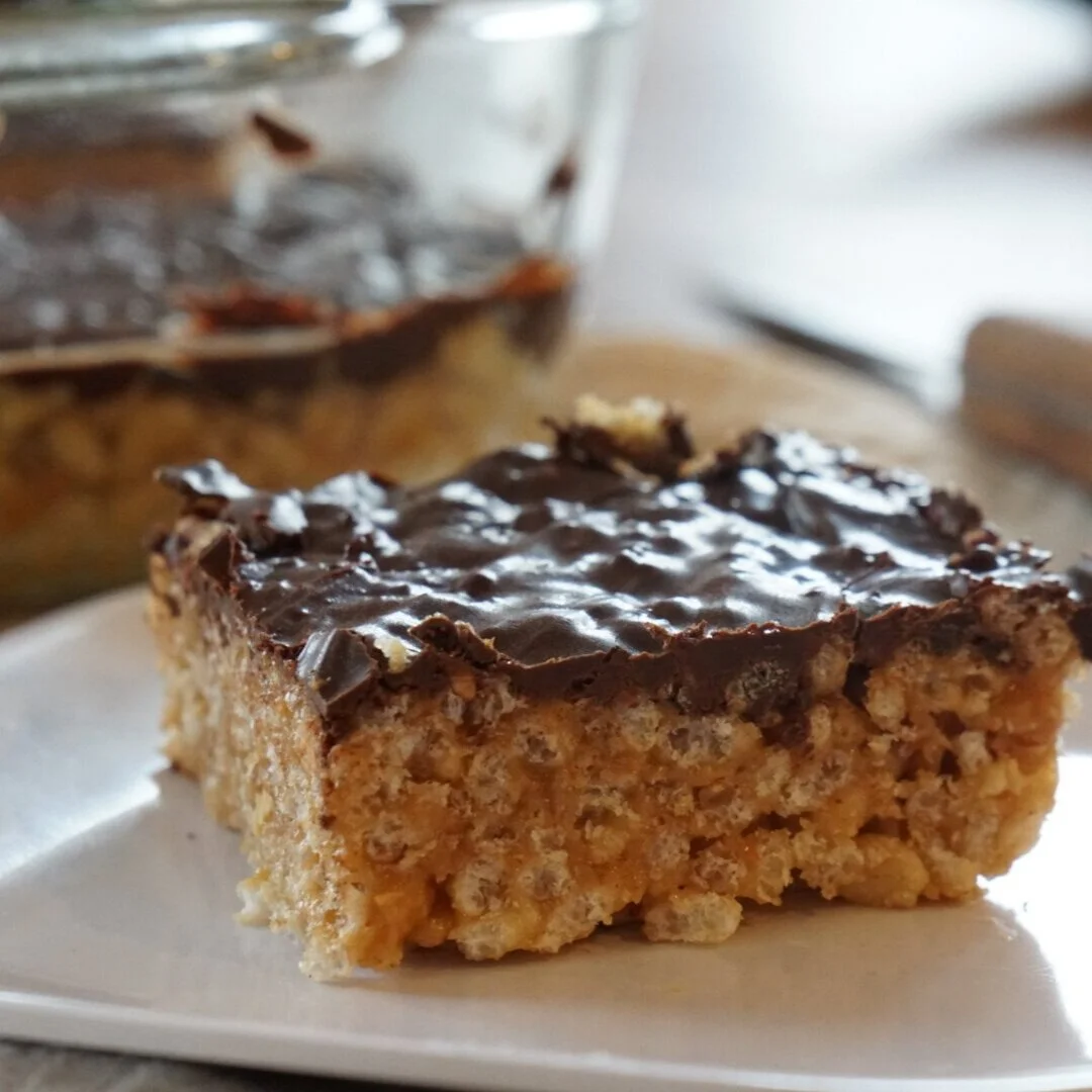Crispy Peanut Butter Bars