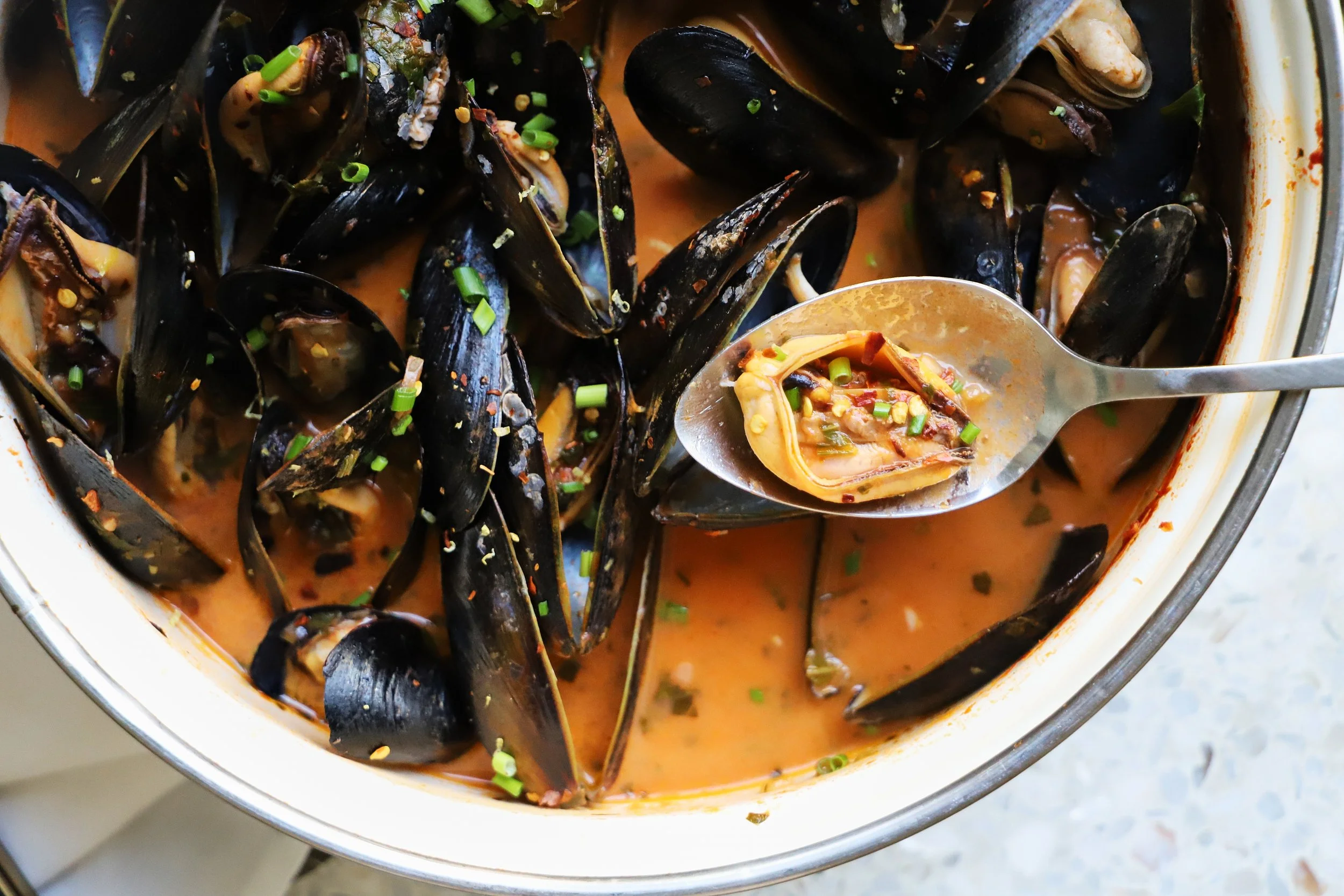 mussels in tomato broth.JPEG