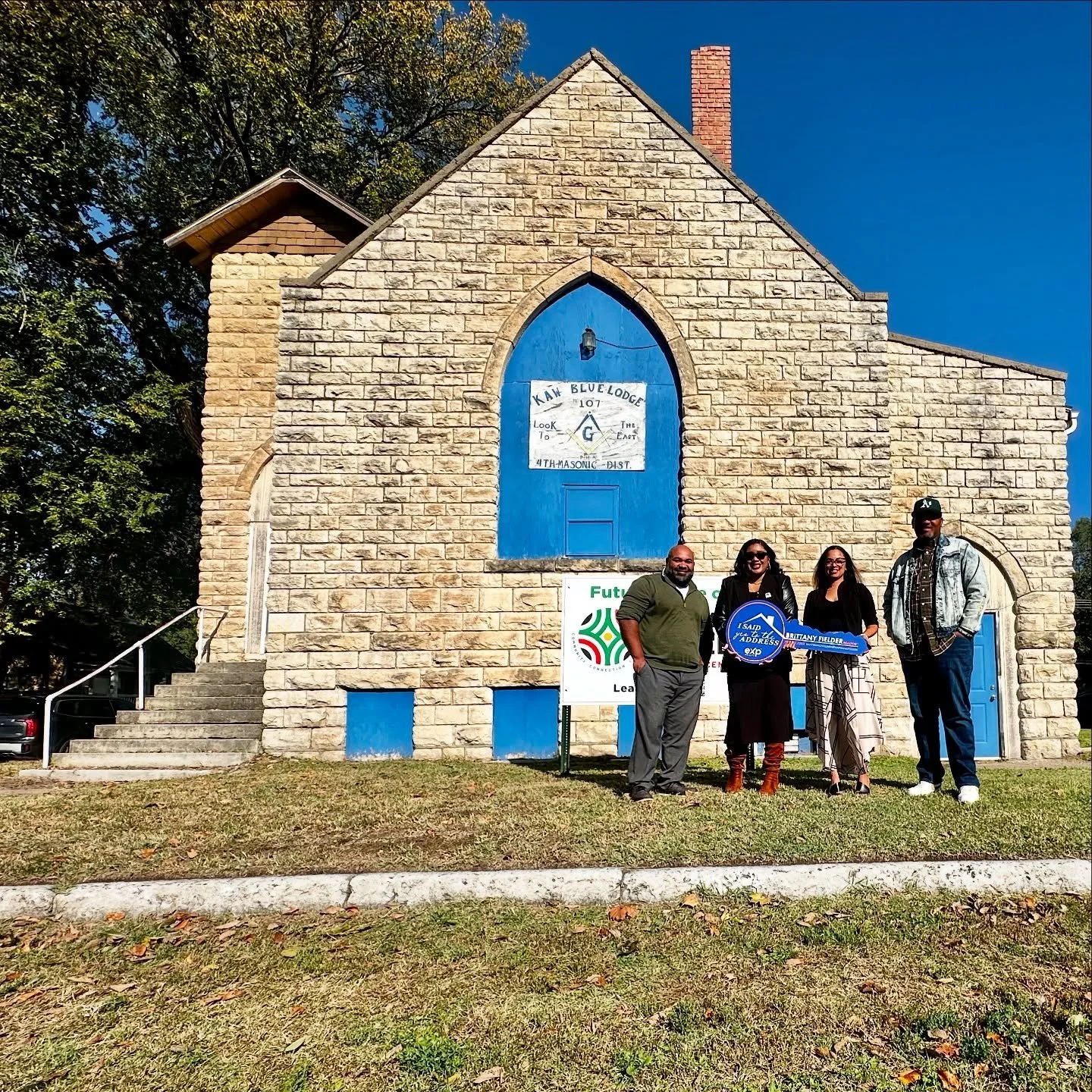 Today, we took ownership. π€π‘βπΎ
This morning, the Board of Directors of Black Entrepreneurs of the Flint Hills officially closed on 930 Yuma Street — the future home of the Yuma Street Cultural Center.
It was a moment rooted in everything w