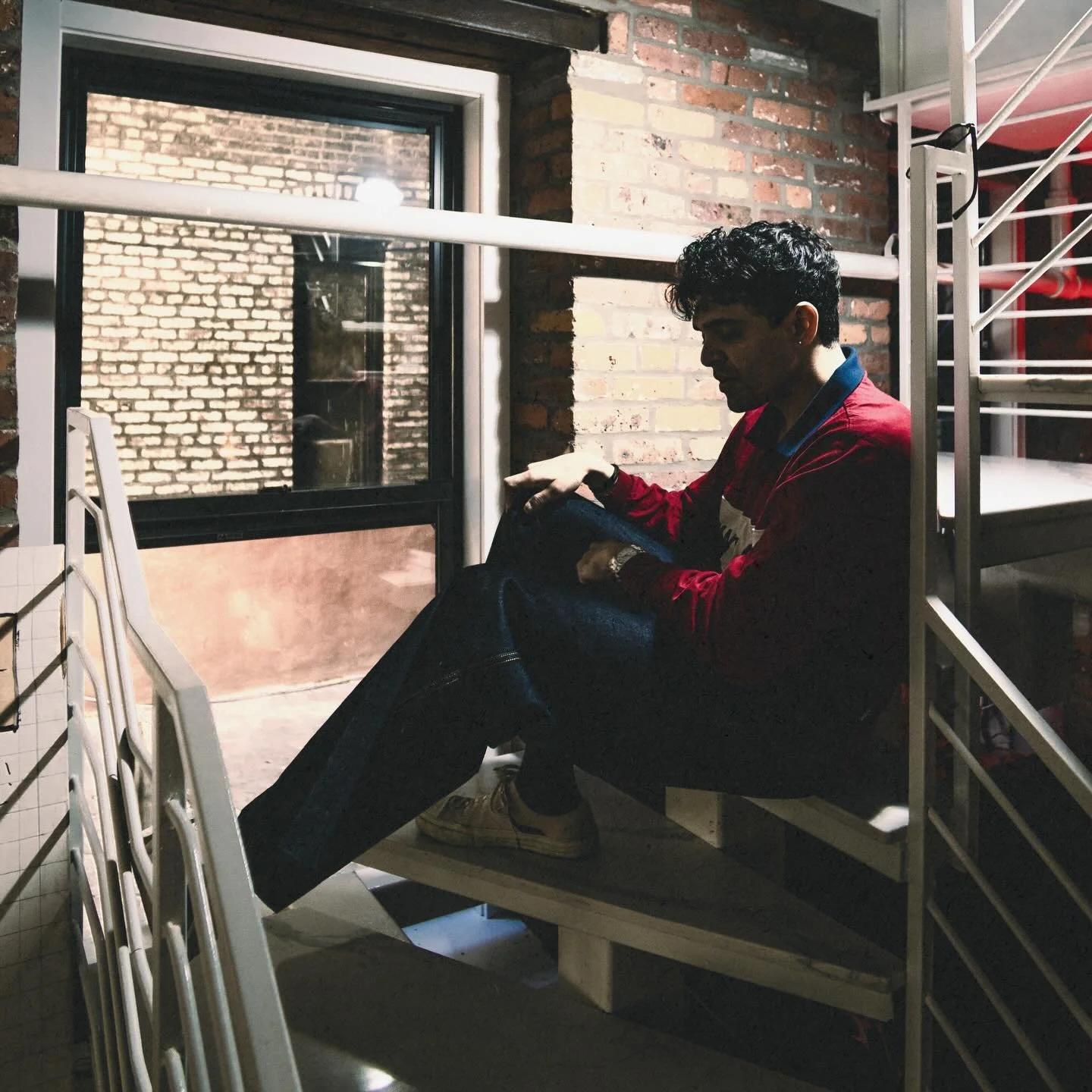 Cover art for @oarmac // MISS MINNESOTA out now🖤

#coverart #nycphotographer #nycdesigner #musicphotographer