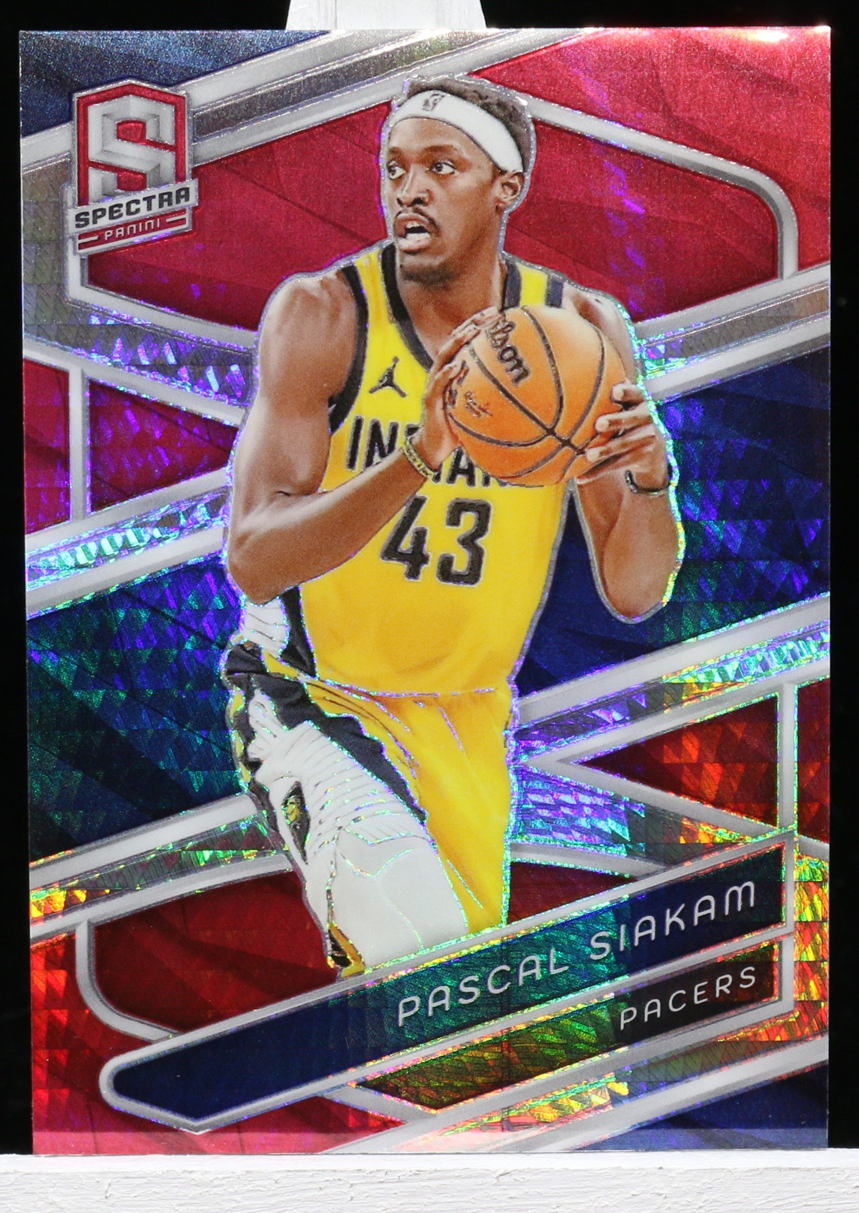 2023-24 Panini Spectra Pascal Siakam #95