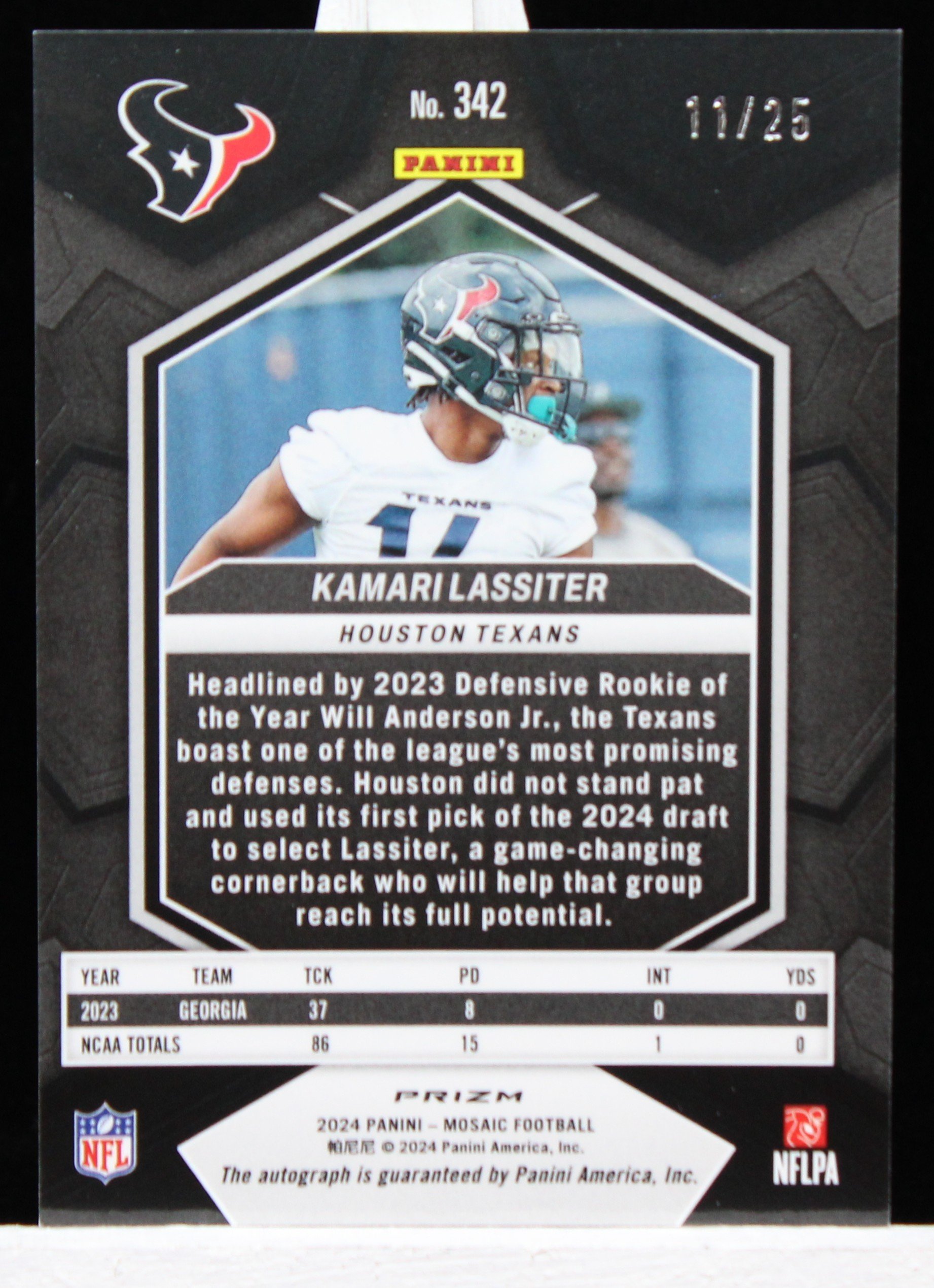 Kamari Lassiter Mosaic Auto RC White B.JPG