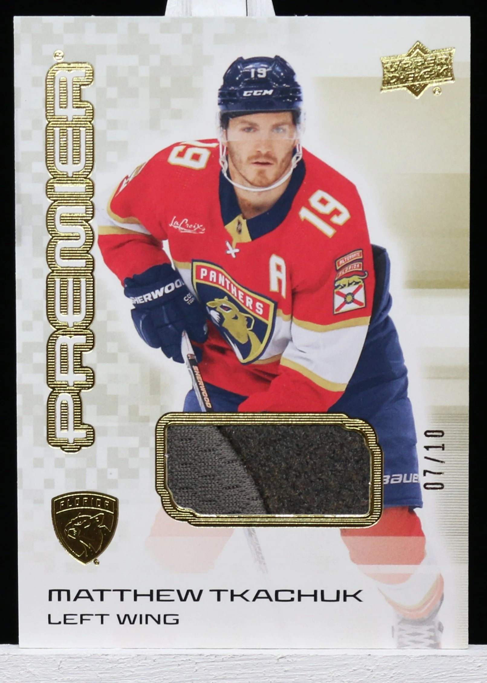 Mattew Tkachuk Premier 24-25 Skate Patch Gold F.JPG