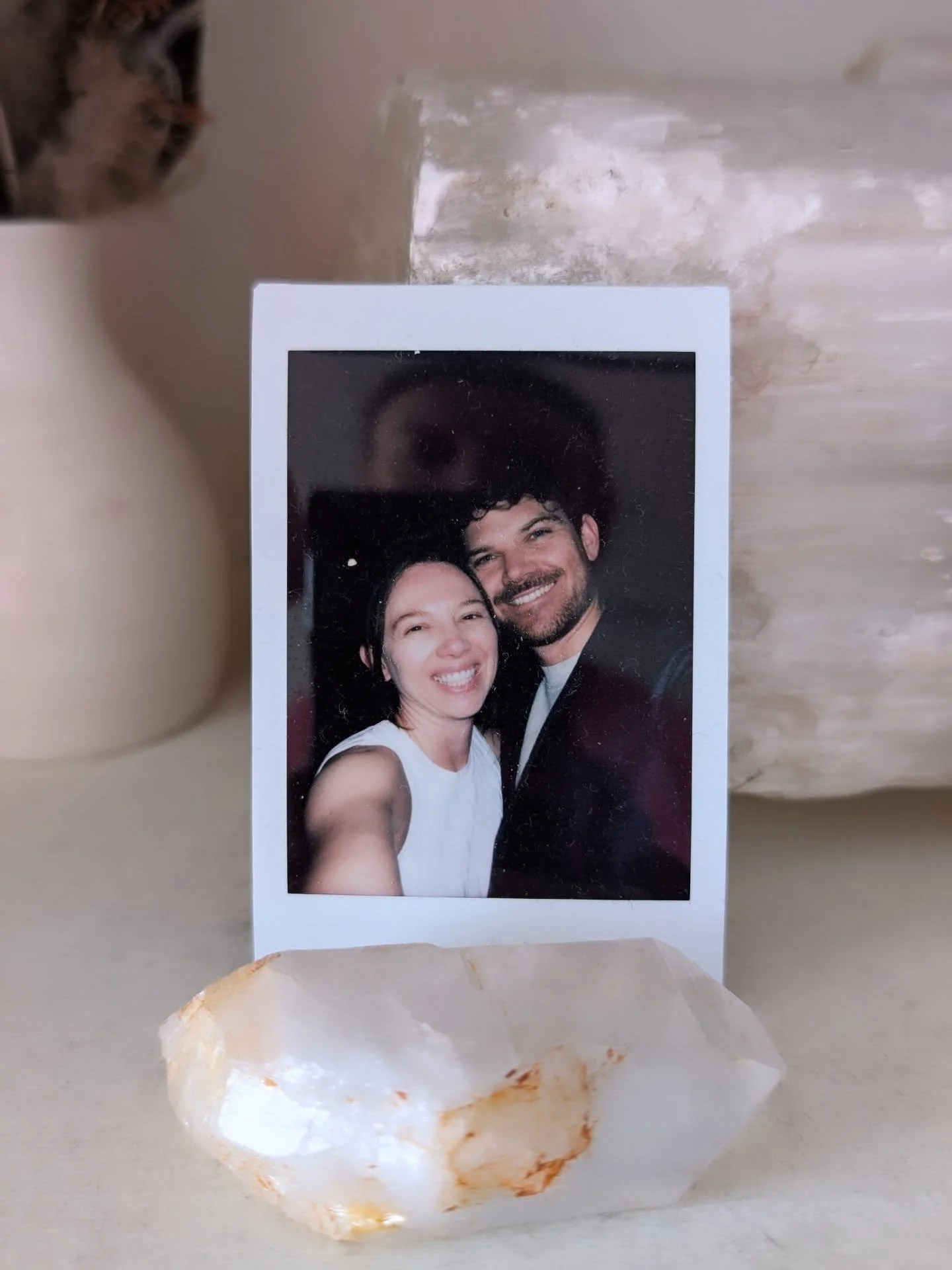 👂One of the most interesting things I&rsquo;ve noticed through my work with Denver Online Dating is how differently people try to connect on first dates.

Many men tend to connect through storytelling and comparison. When someone shares an experienc