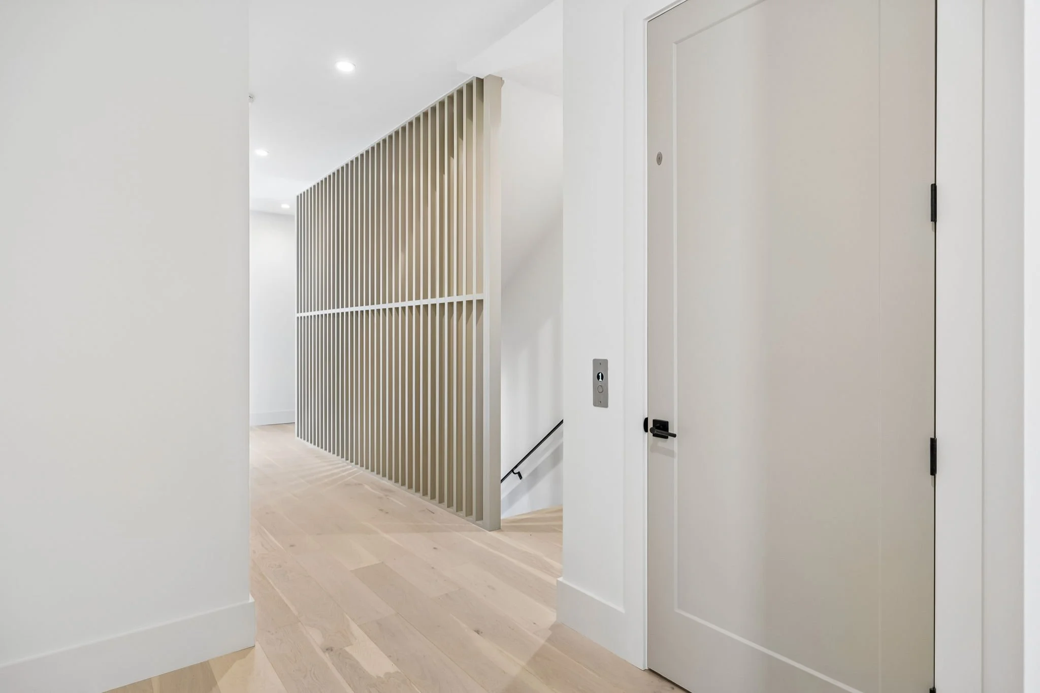 33-3137 Long Blvd Unit B - 033.JPG