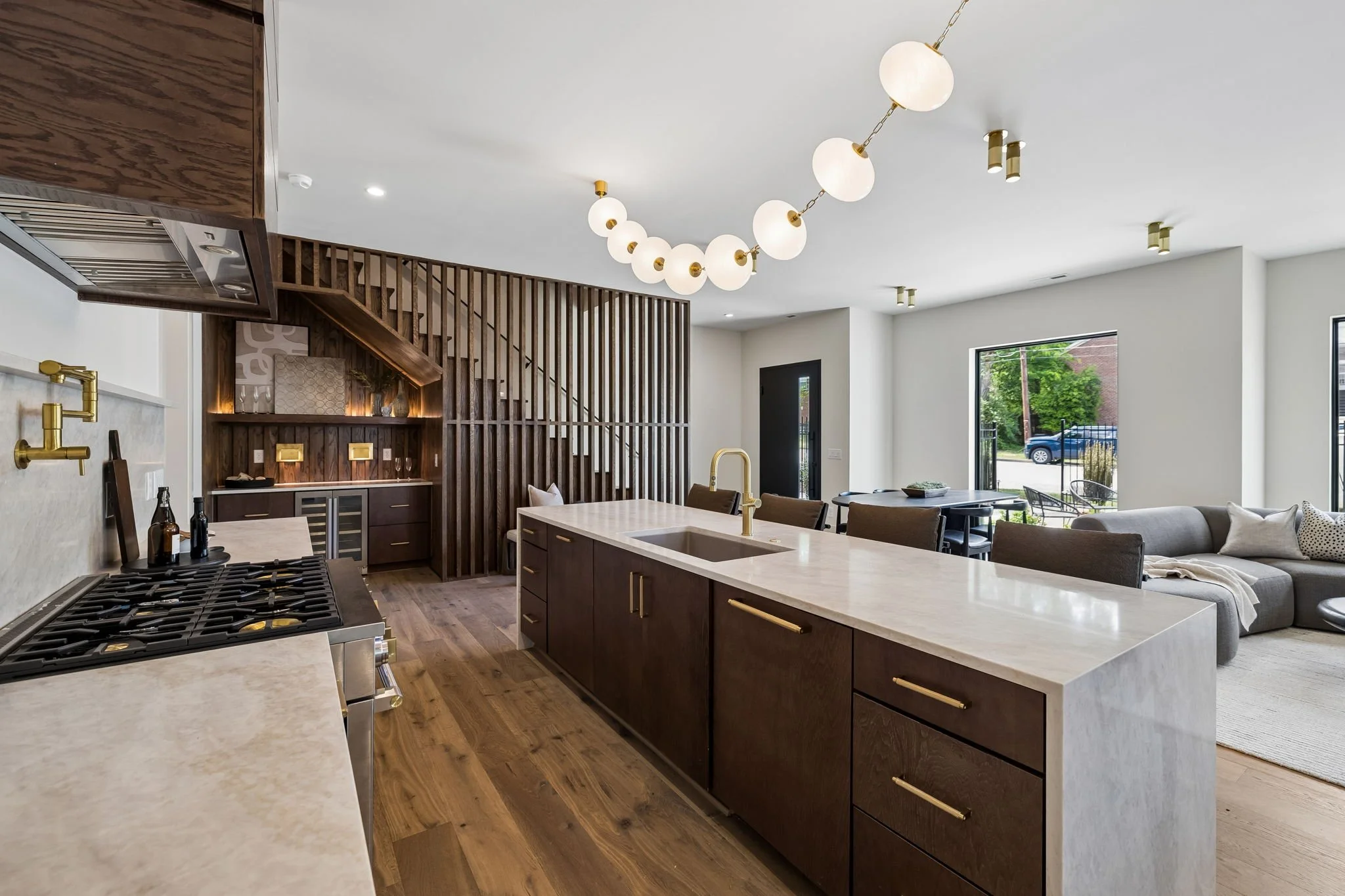 37-3137 Long Blvd Unit A - 037.jpg