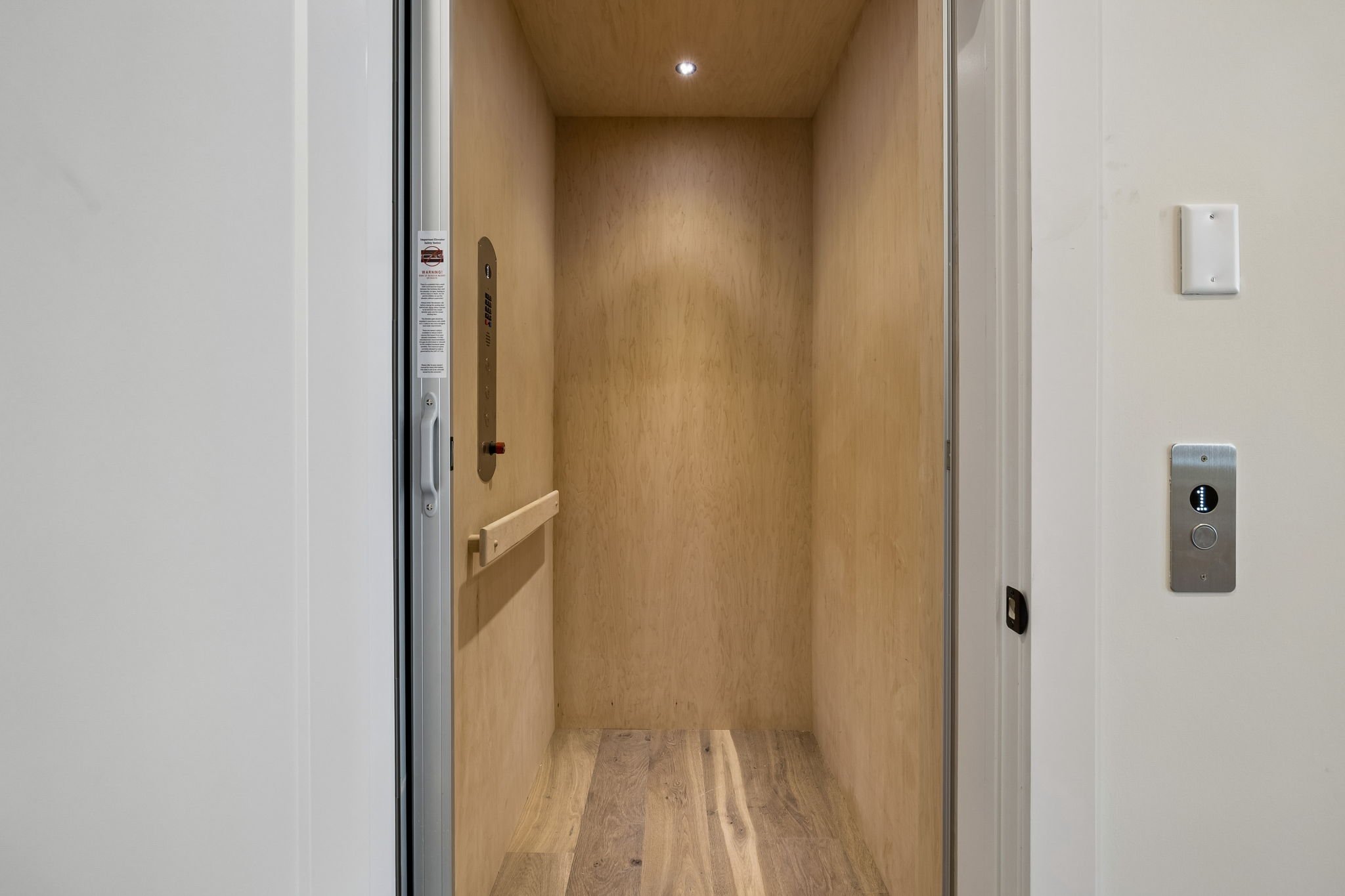 43-3137 Long Blvd Unit A - 043.jpg