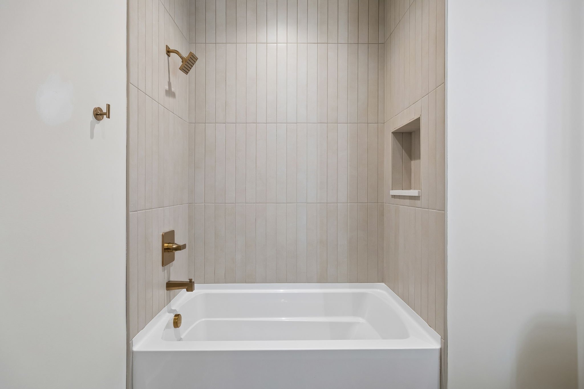 59-3137 Long Blvd Unit A - 059.jpg