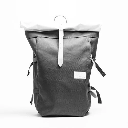 DESIGN% #designdetails #minimal #designinspiration #backpack #backpackdesign #fashion 
.
.
.
DESIGN% #designpercent #designpercentboard #design #minimal #puredesign #productdesign #designthinking #industrialdesign #innovation #designconcept #sketch #