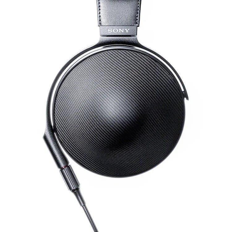 DESIGN% #designdetails #minimal #designinspiration #sony #headphones #headphones🎧 #headphonedesign #texture #texturedesign #details 
.
.
.
DESIGN% #designpercent #designpercentboard #design #minimal #puredesign #productdesign #designthinking #indust