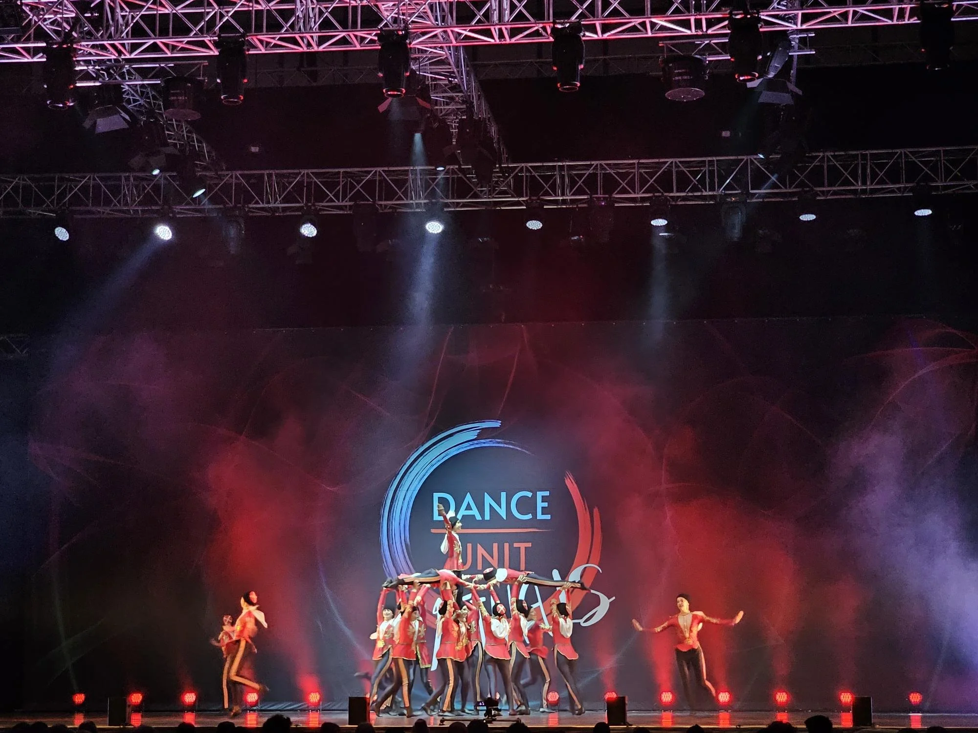 Dance Units Finals by Almut Schobesberger (1).jpg